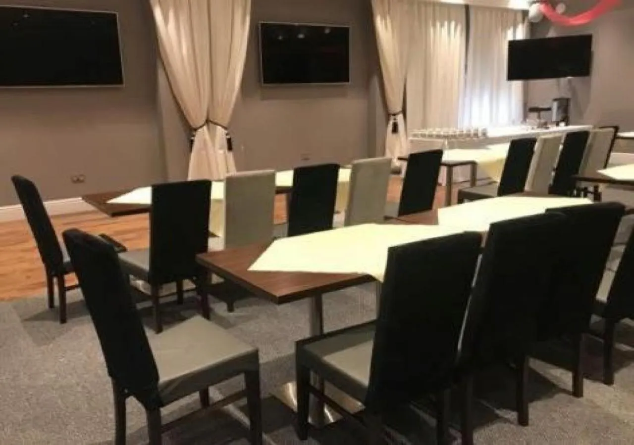 The Castle Hotel Neath