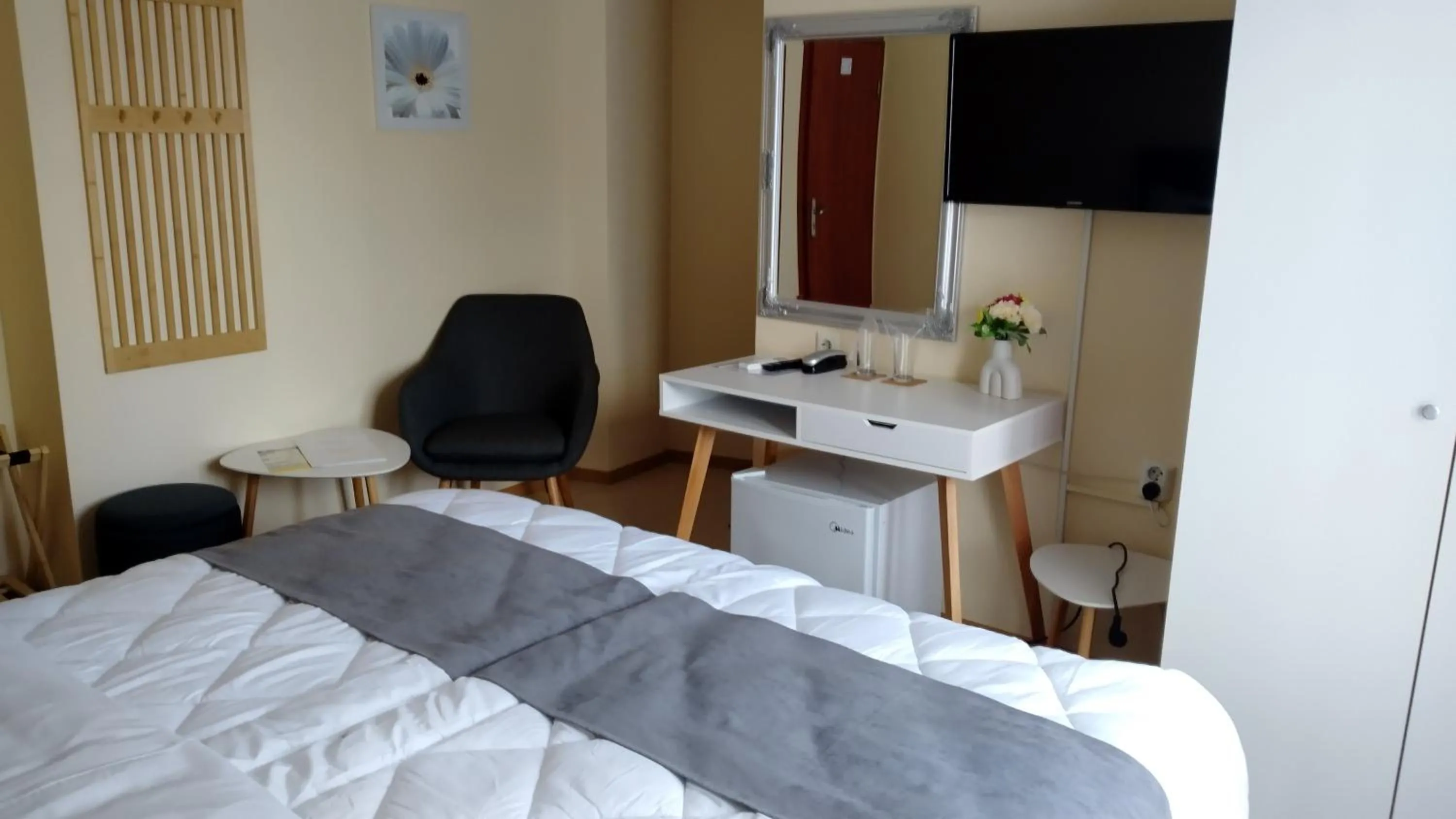 Bed in Victoria Family Hotel