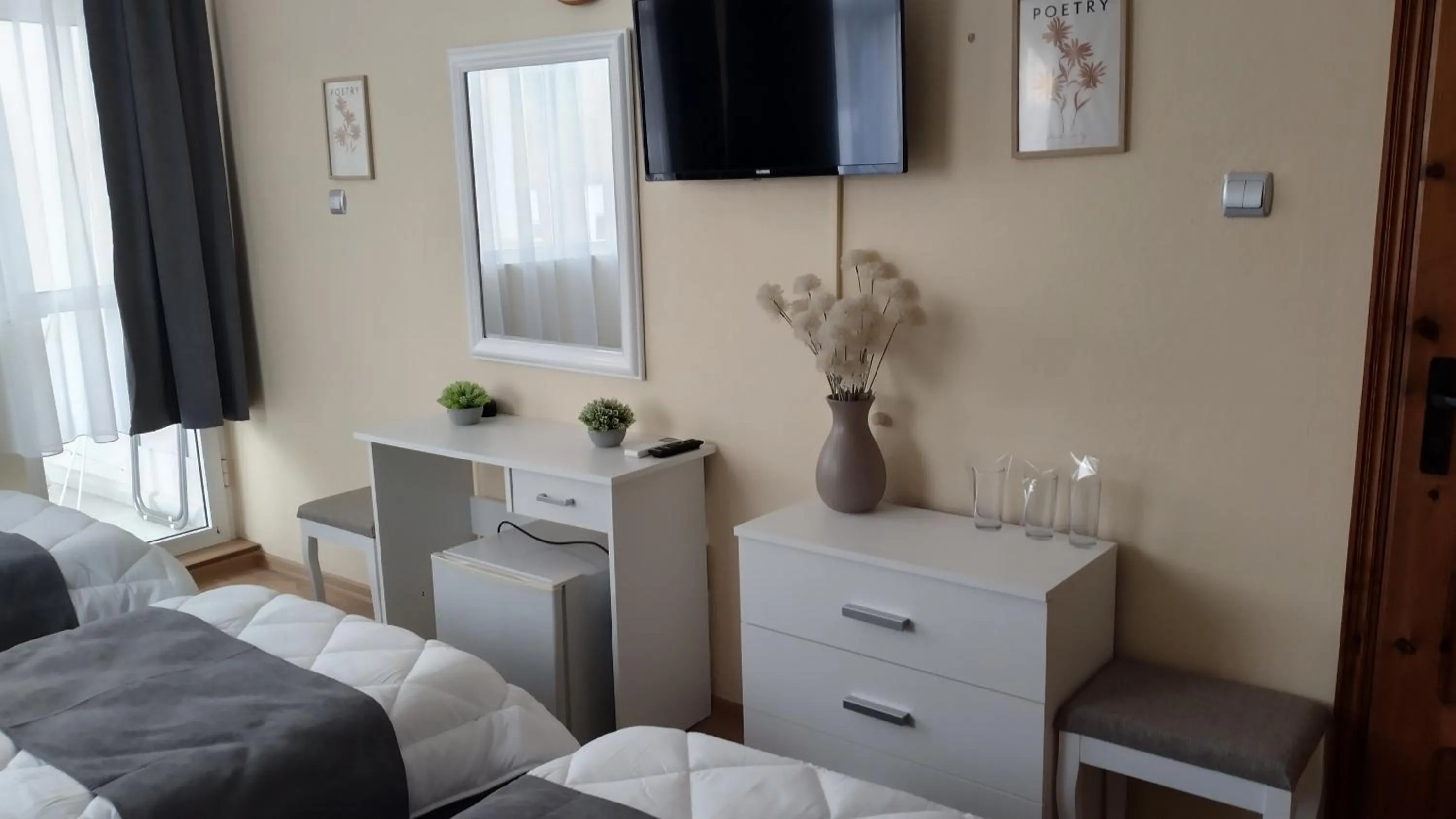 Bed in Victoria Family Hotel