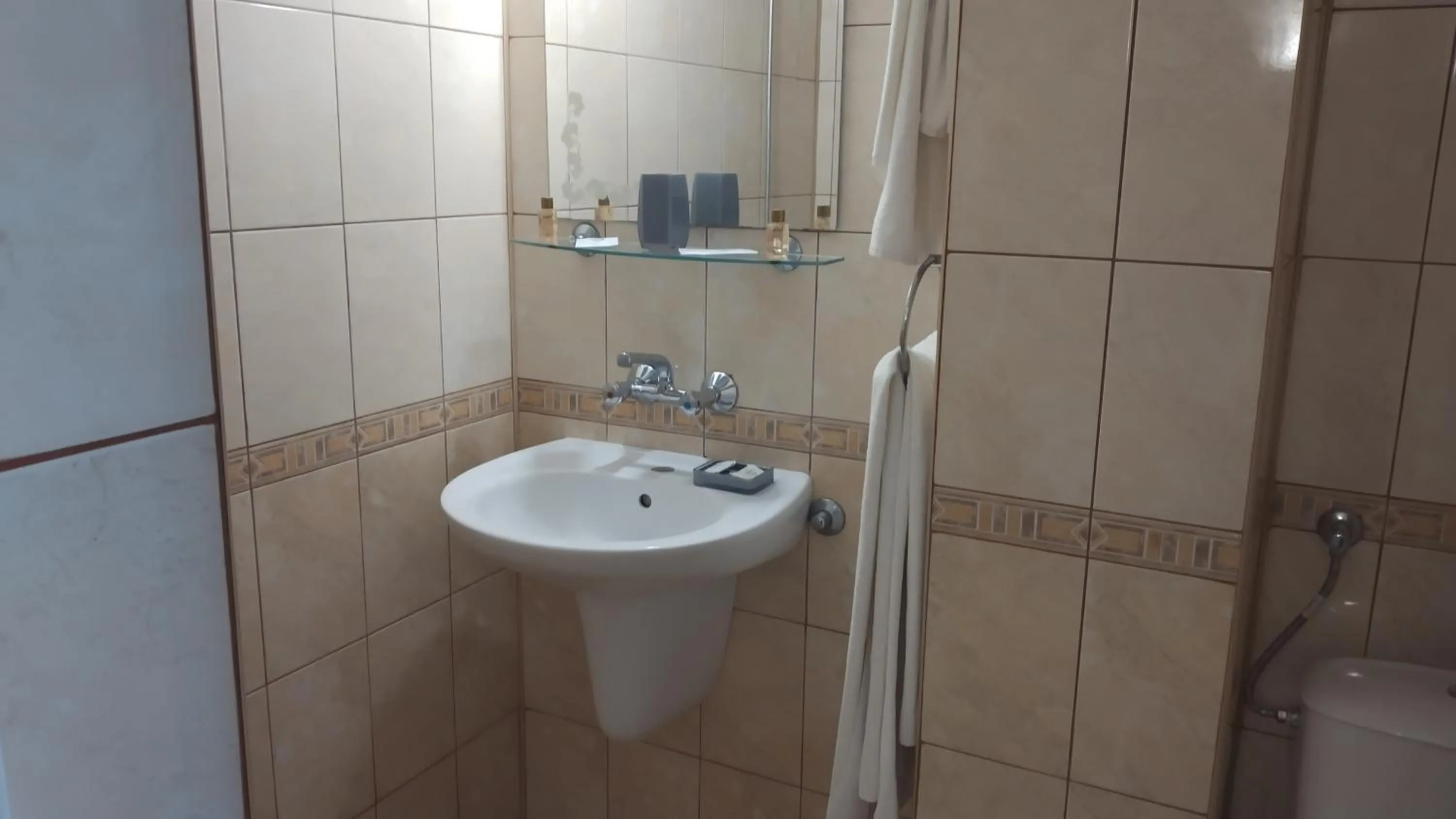 Bathroom in Victoria Family Hotel