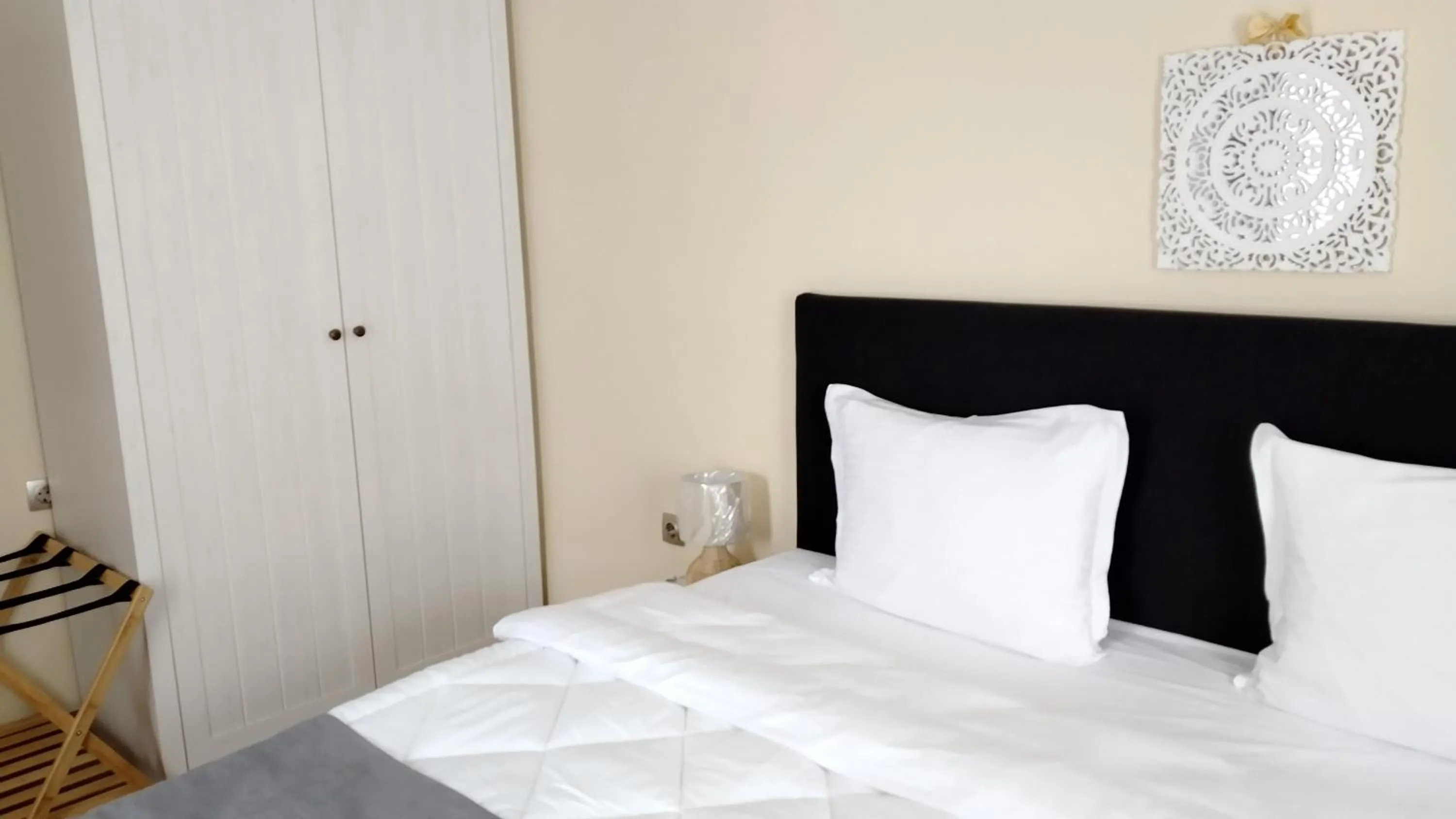 Bed in Victoria Family Hotel