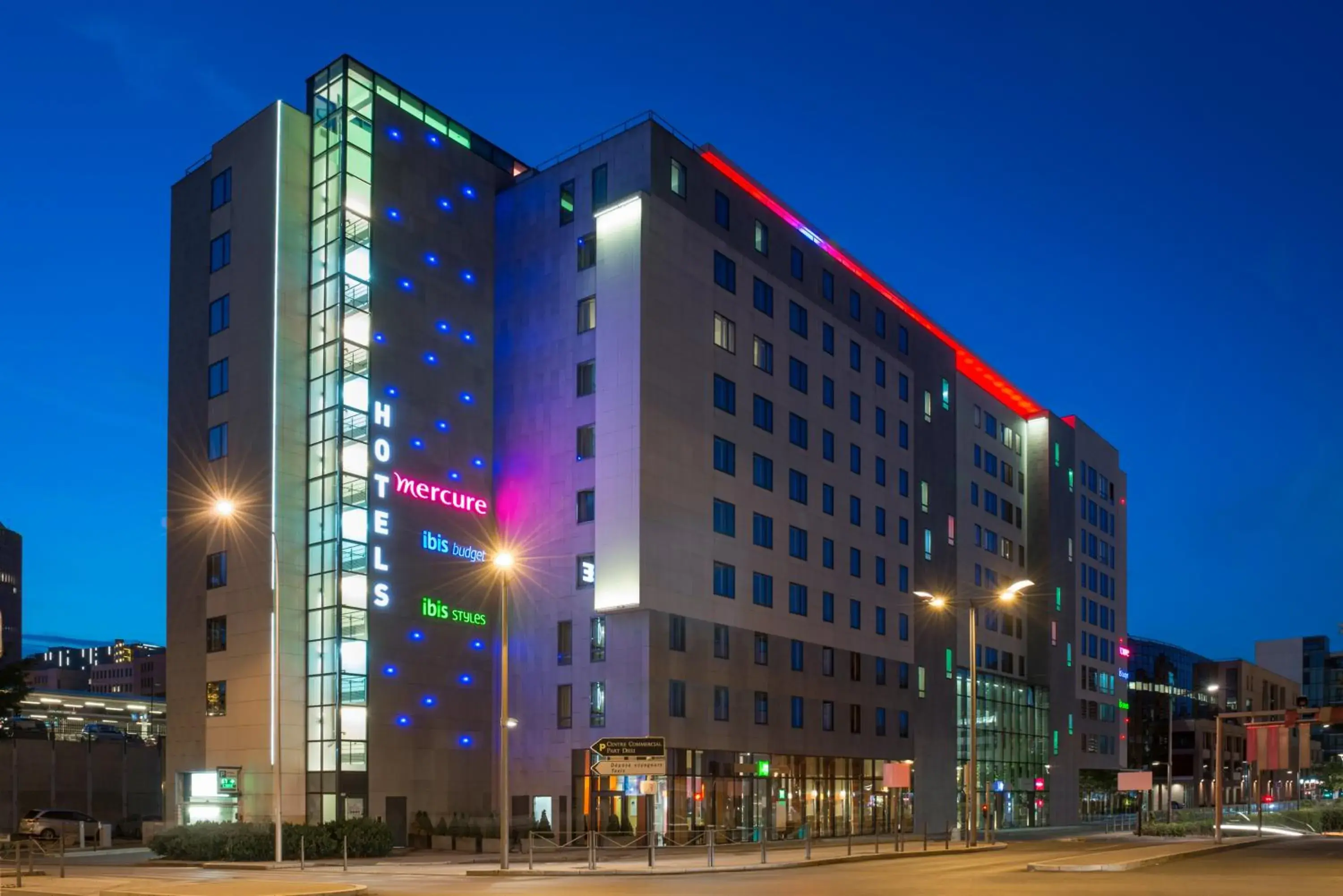 Facade/entrance in Ibis Styles Lyon Centre - Gare Part Dieu Facade/entrance in Ibis Styles Lyon Centre - Gare Part Dieu