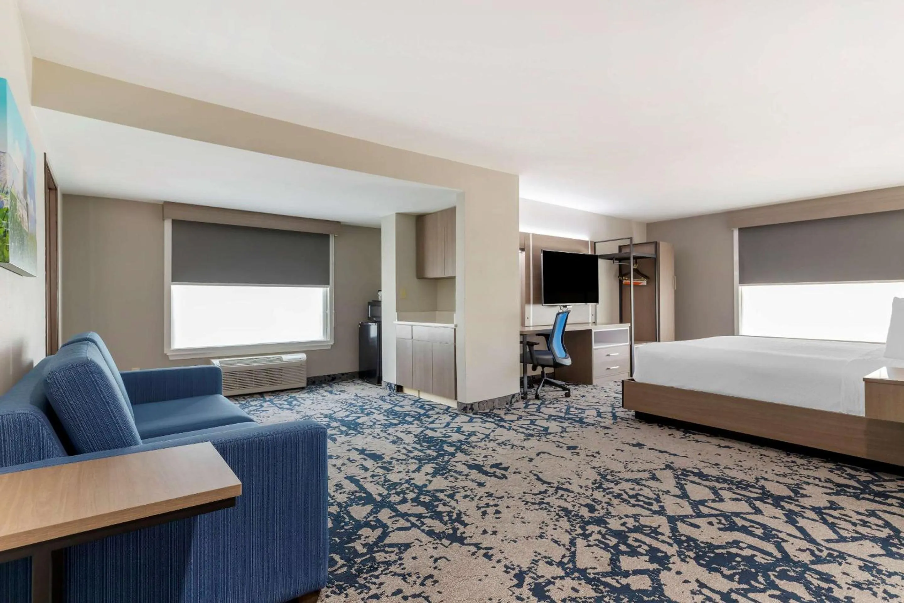 Bedroom, Bed in Comfort Inn & Suites