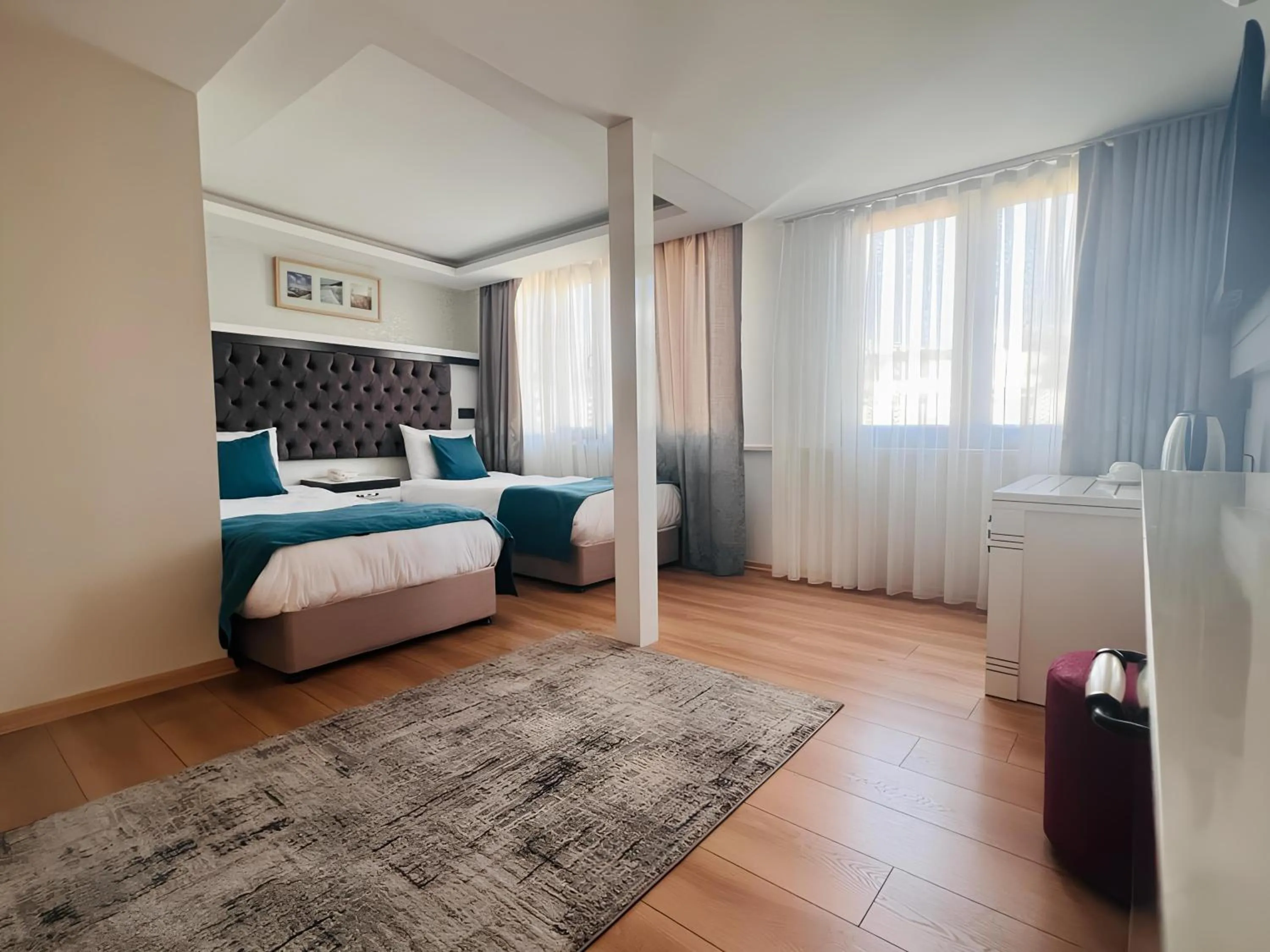 Photo of the whole room, Bed in Maritime Hotel Istanbul