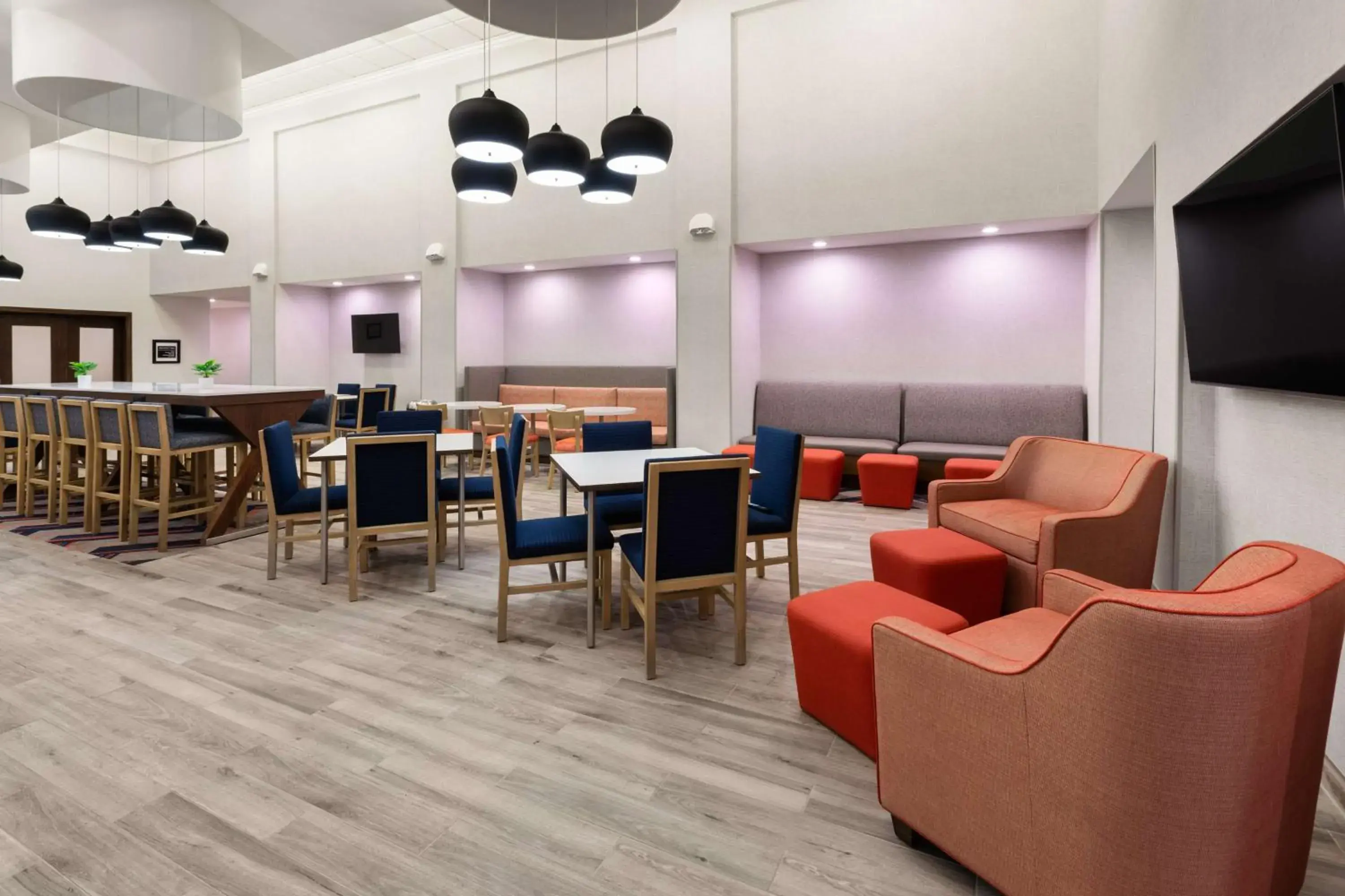 Lobby or reception in Hampton Inn & Suites Saginaw Lobby or reception in Hampton Inn & Suites Saginaw