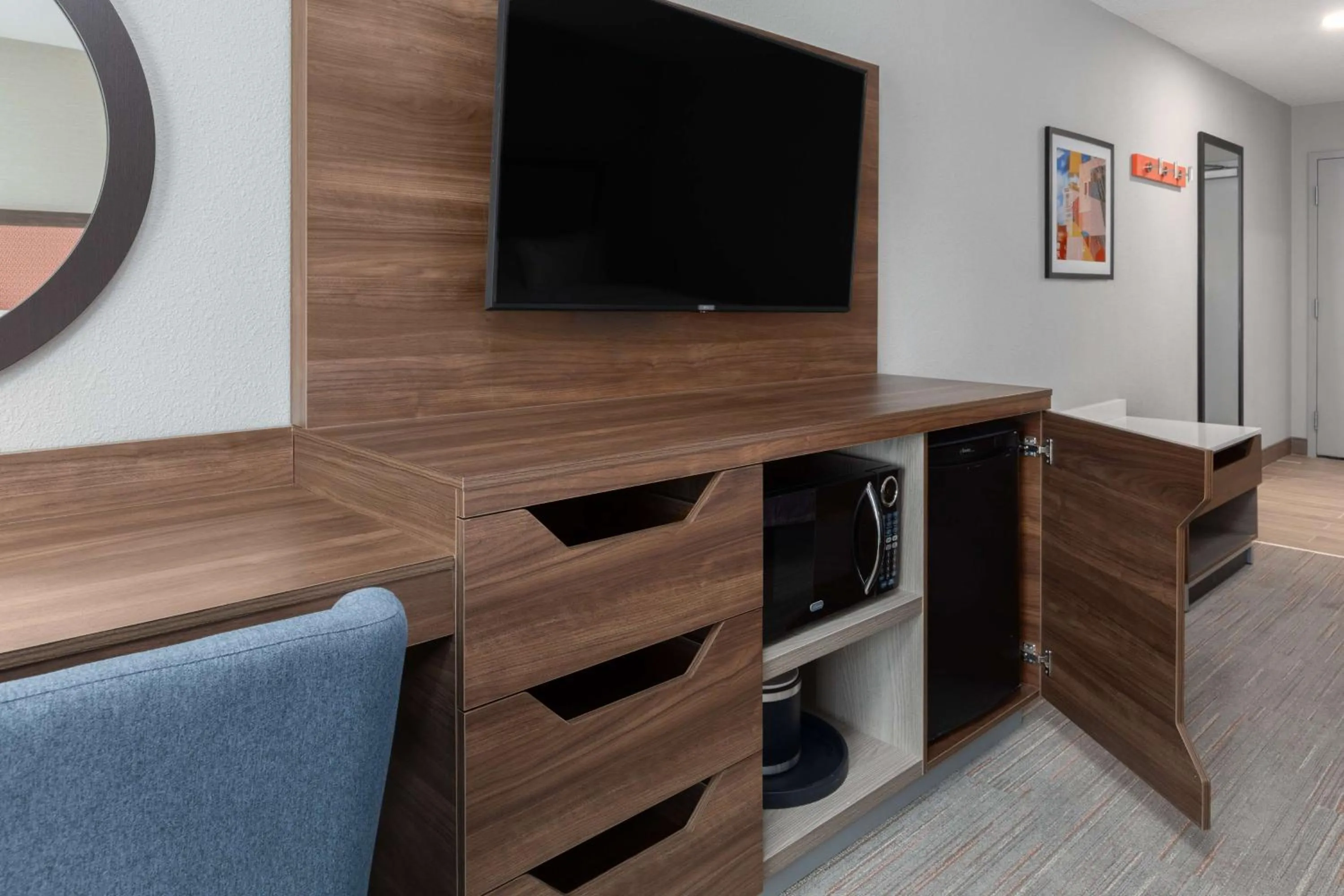 Bedroom in Hampton Inn & Suites Saginaw