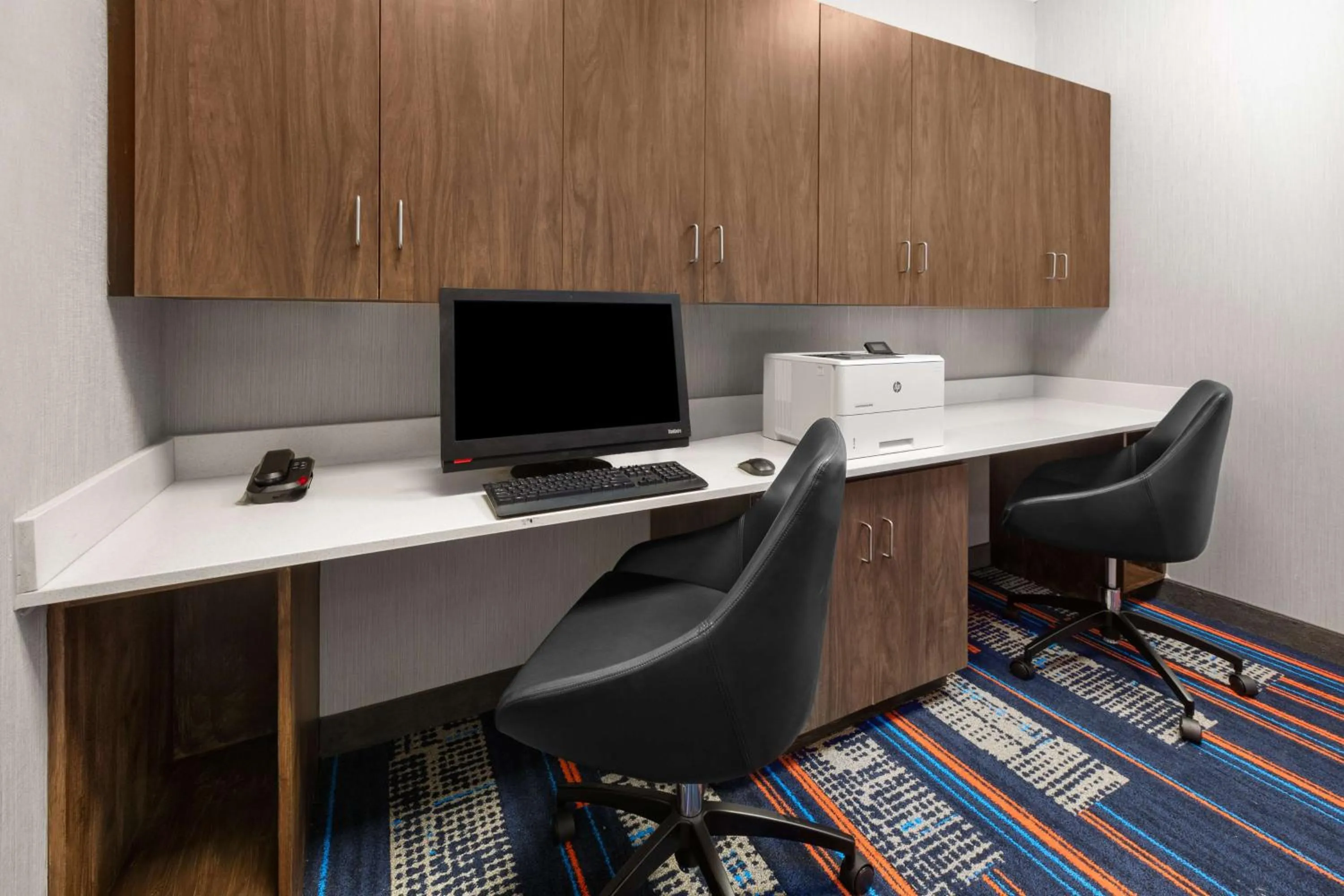 Business facilities in Hampton Inn & Suites Saginaw