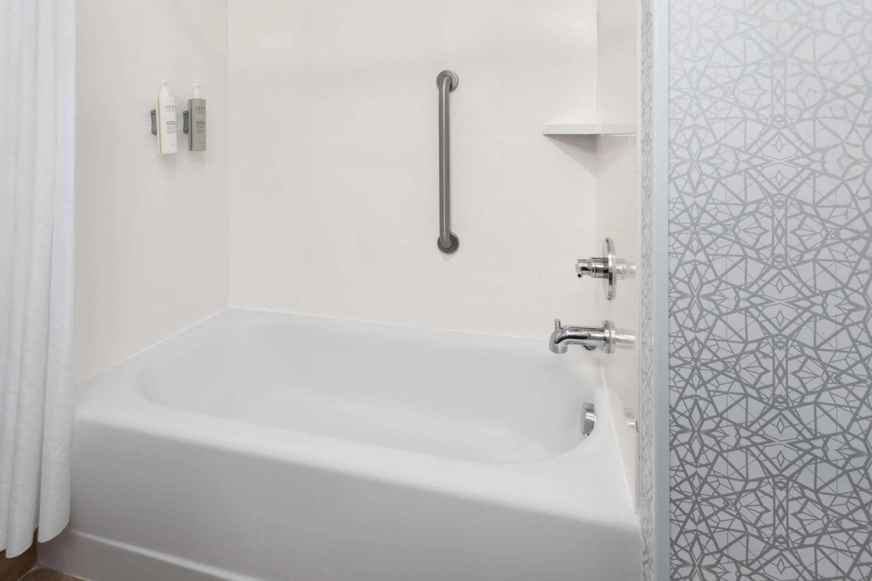 Bathroom in Hampton Inn & Suites Saginaw