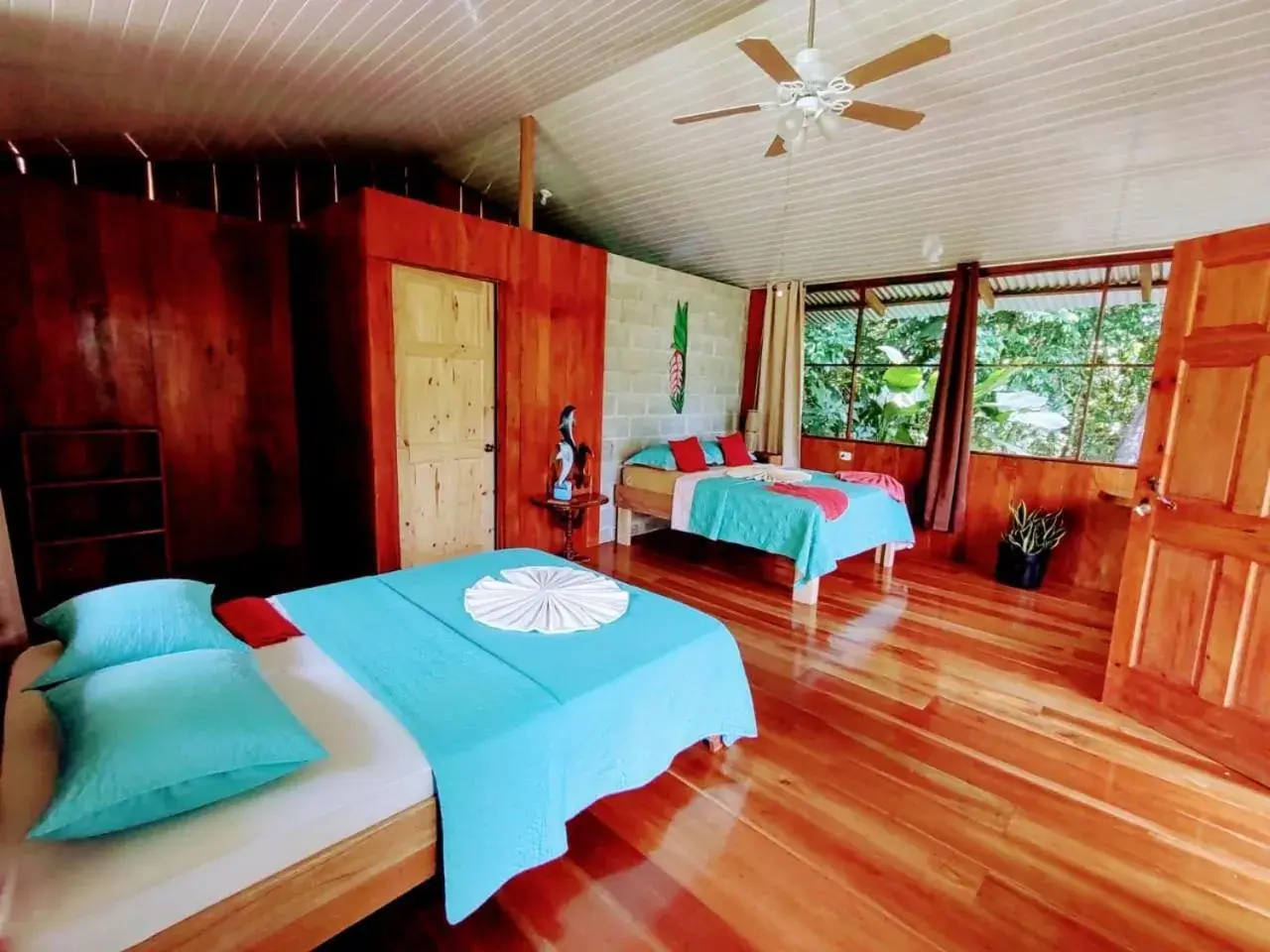 Family Room with Sea View - single occupancy in The Sunset Tucano Lodge Family Room with Sea View - single occupancy in The Sunset Tucano Lodge