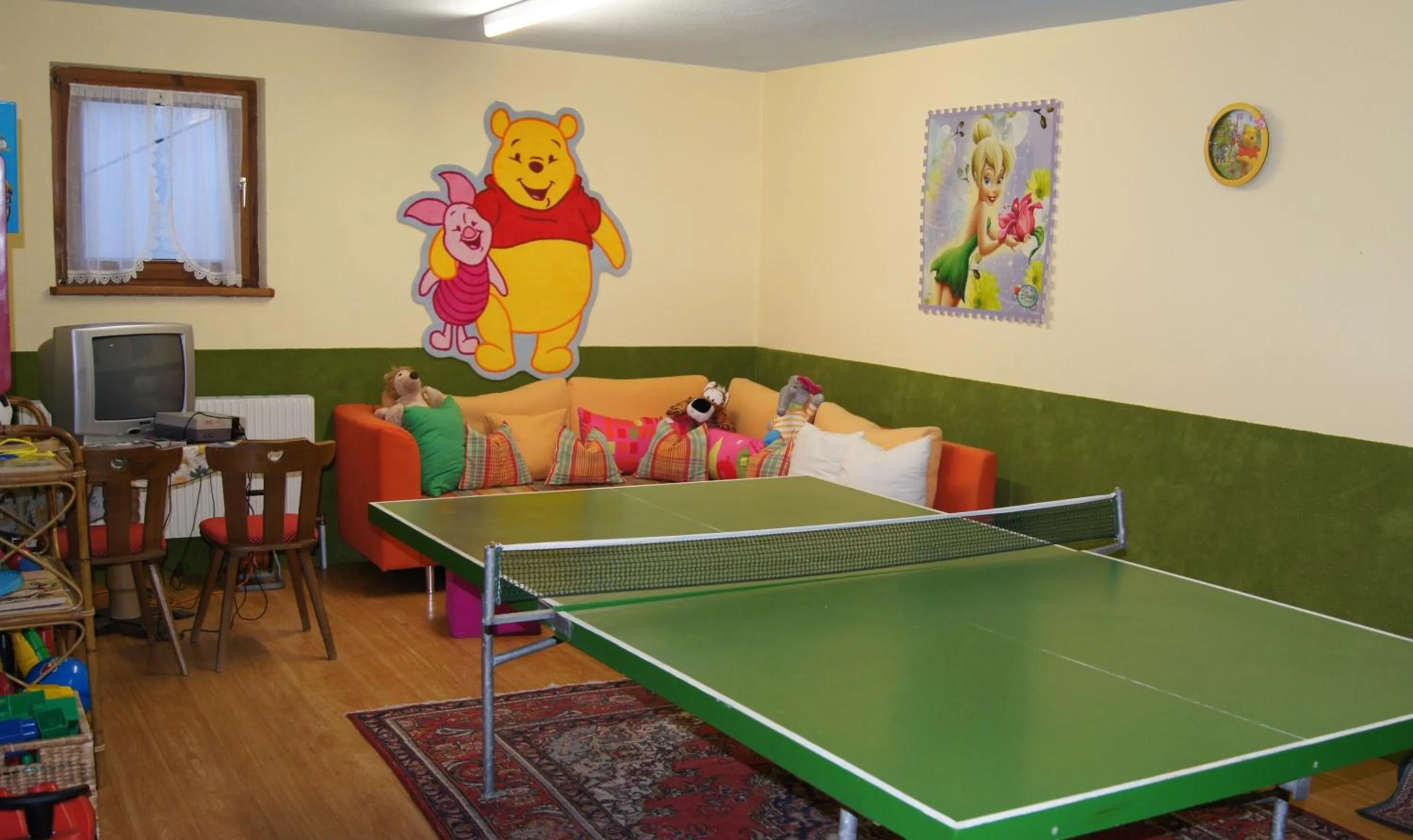 Communal lounge/ TV room in Hotel Hartenfels