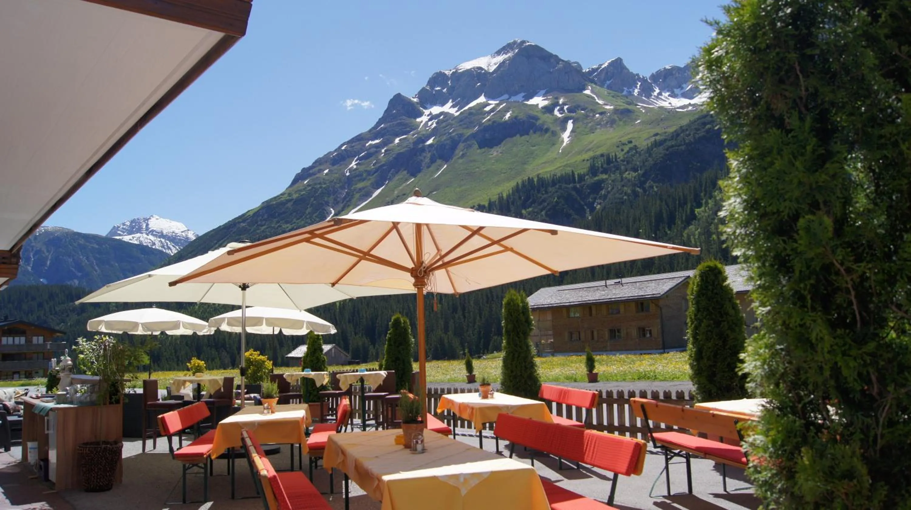 Facade/entrance in Hotel Hartenfels