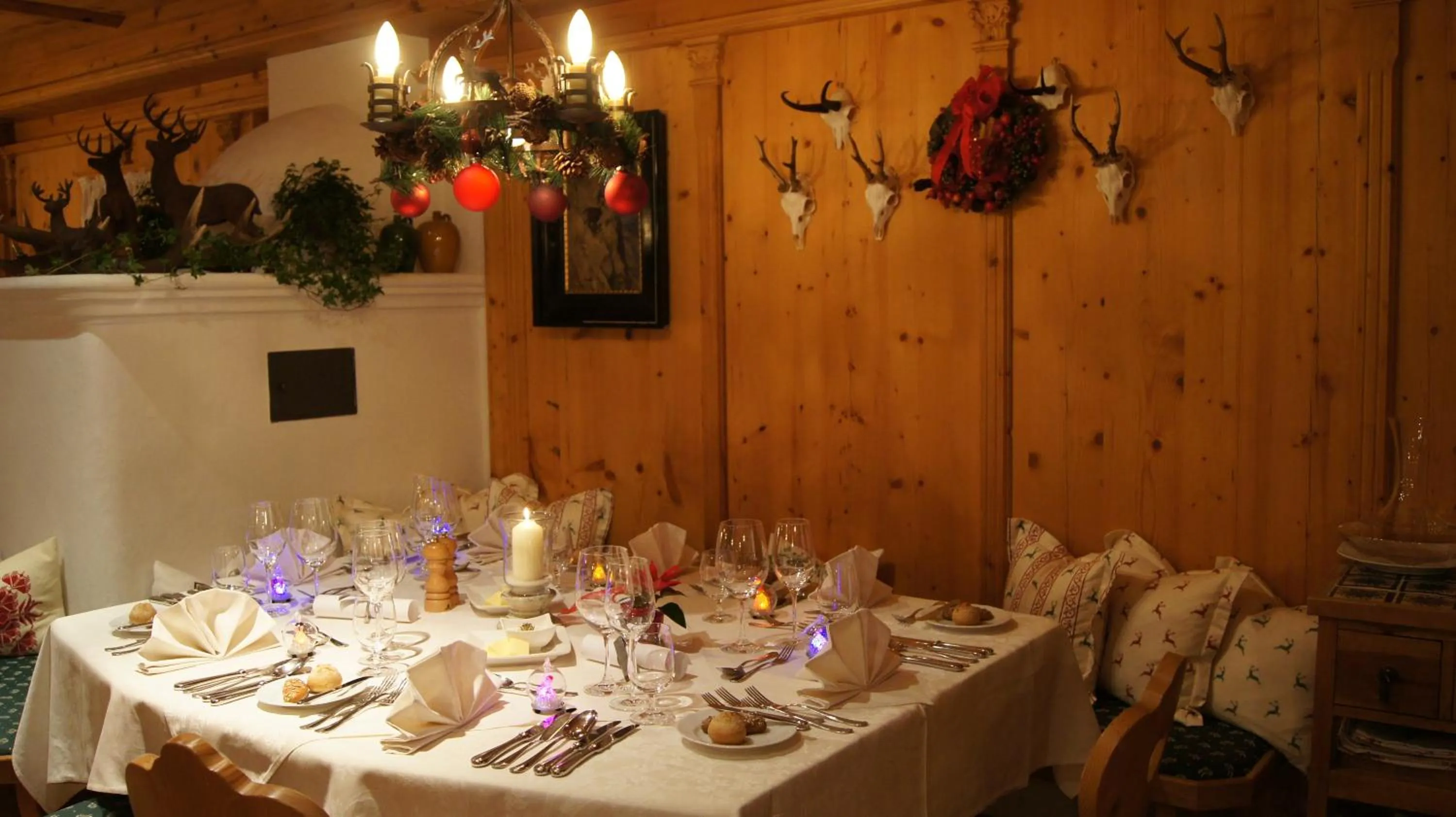 Restaurant/places to eat in Hotel Hartenfels