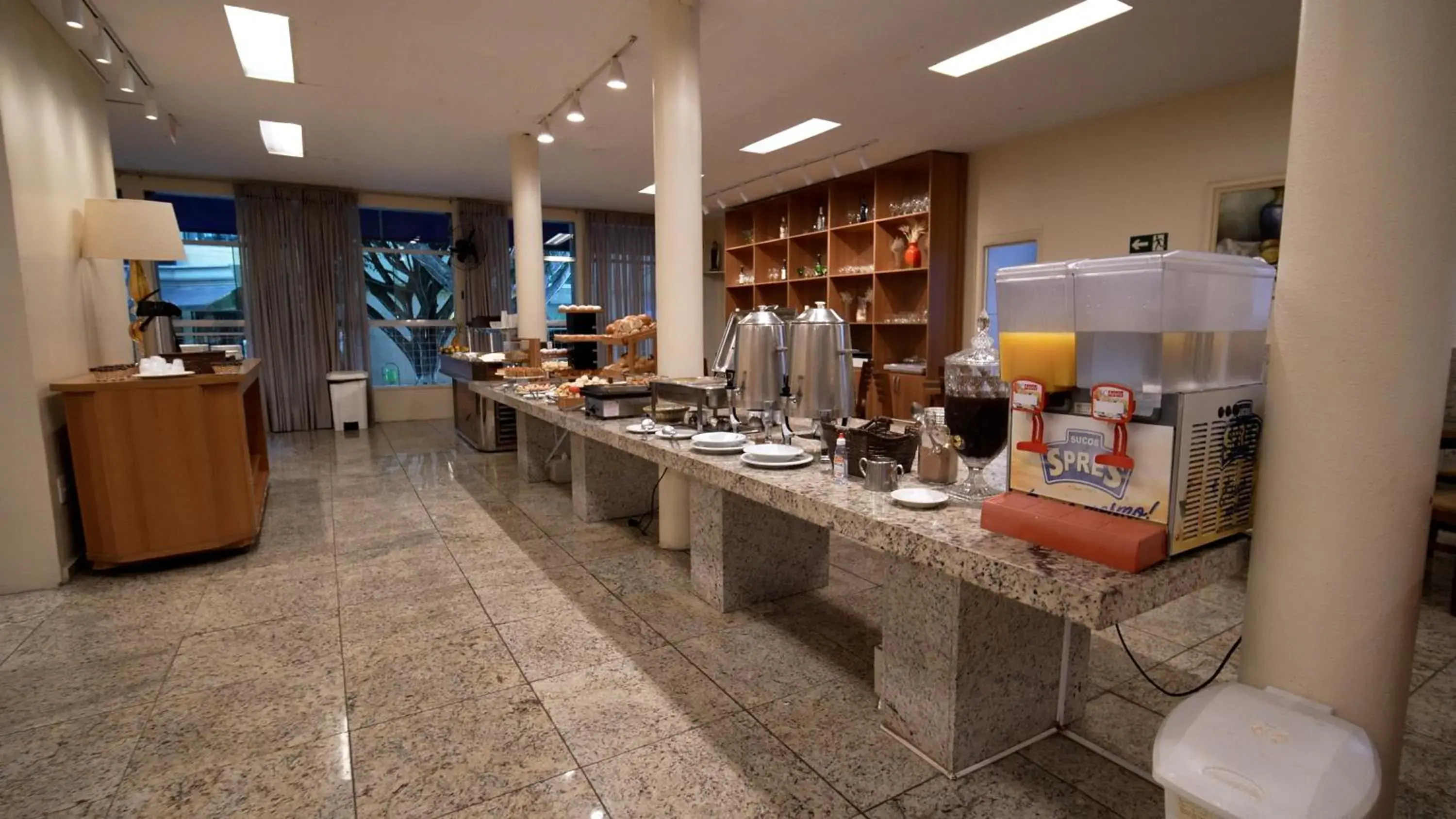 Restaurant/places to eat in Hotel Dan Inn Poços de Caldas - A melhor localização do Centro by Nacional Inn Restaurant/places to eat in Hotel Dan Inn Poços de Caldas - A melhor localização do Centro by Nacional Inn