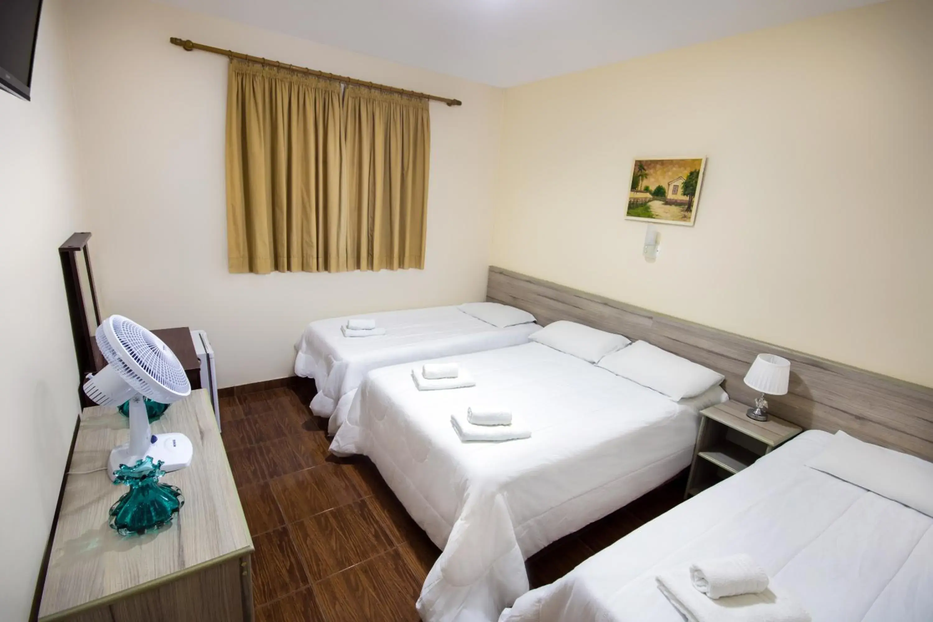 Bed in Hotel Dan Inn Poços de Caldas - A melhor localização do Centro by Nacional Inn Bed in Hotel Dan Inn Poços de Caldas - A melhor localização do Centro by Nacional Inn