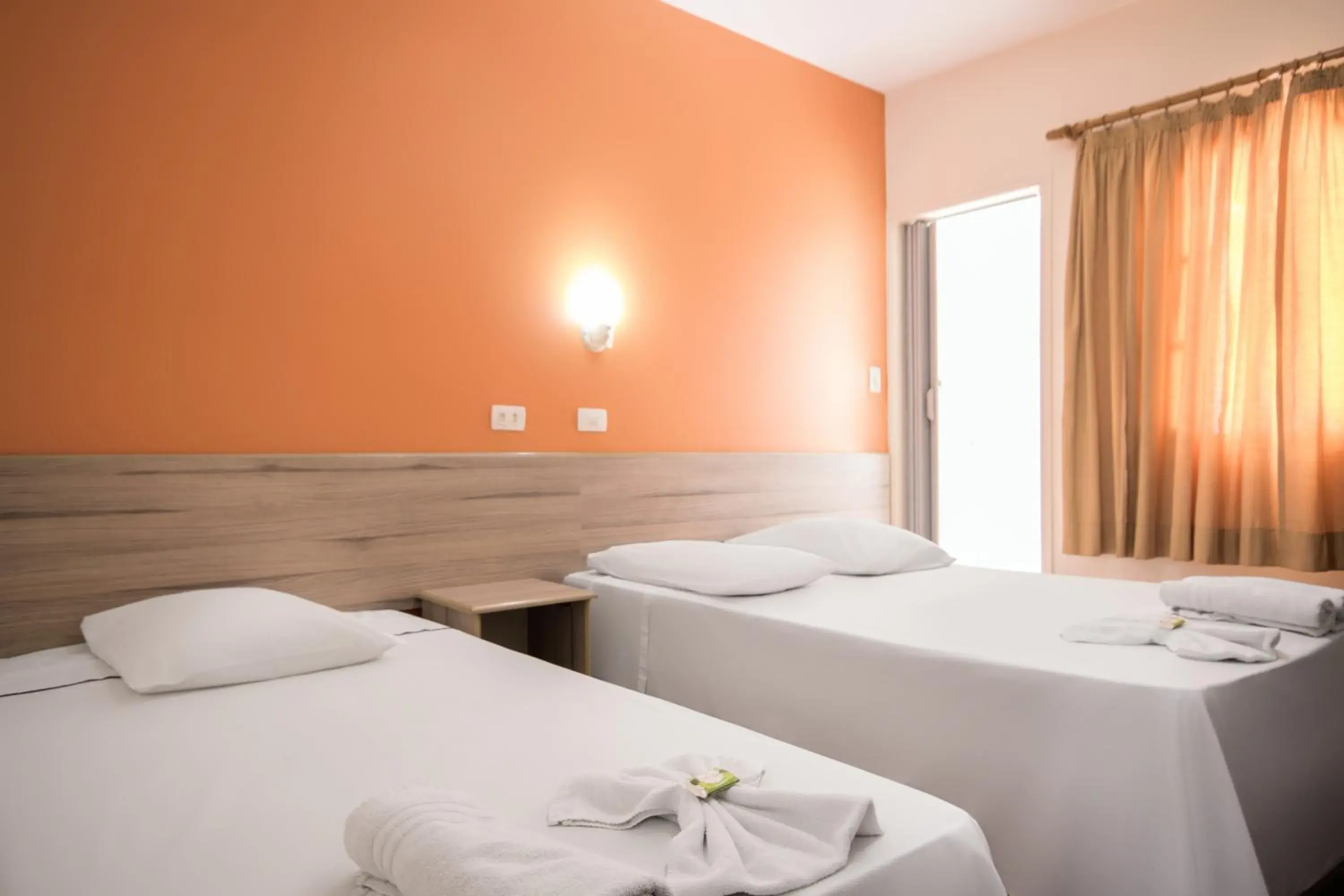 Bed in Hotel Dan Inn Poços de Caldas - A melhor localização do Centro by Nacional Inn Bed in Hotel Dan Inn Poços de Caldas - A melhor localização do Centro by Nacional Inn