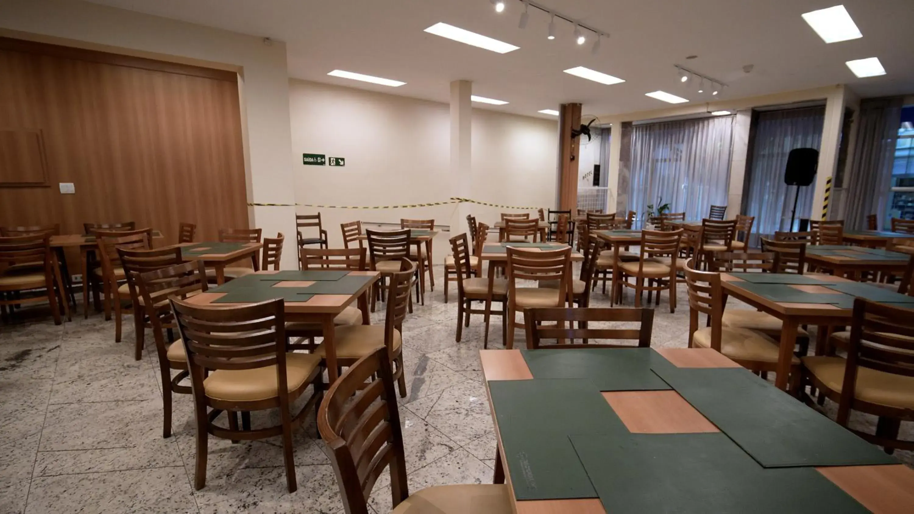 Restaurant/places to eat in Hotel Dan Inn Poços de Caldas - A melhor localização do Centro by Nacional Inn Restaurant/places to eat in Hotel Dan Inn Poços de Caldas - A melhor localização do Centro by Nacional Inn