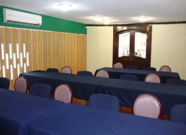Business facilities in Parque Inn Hotel & Suites