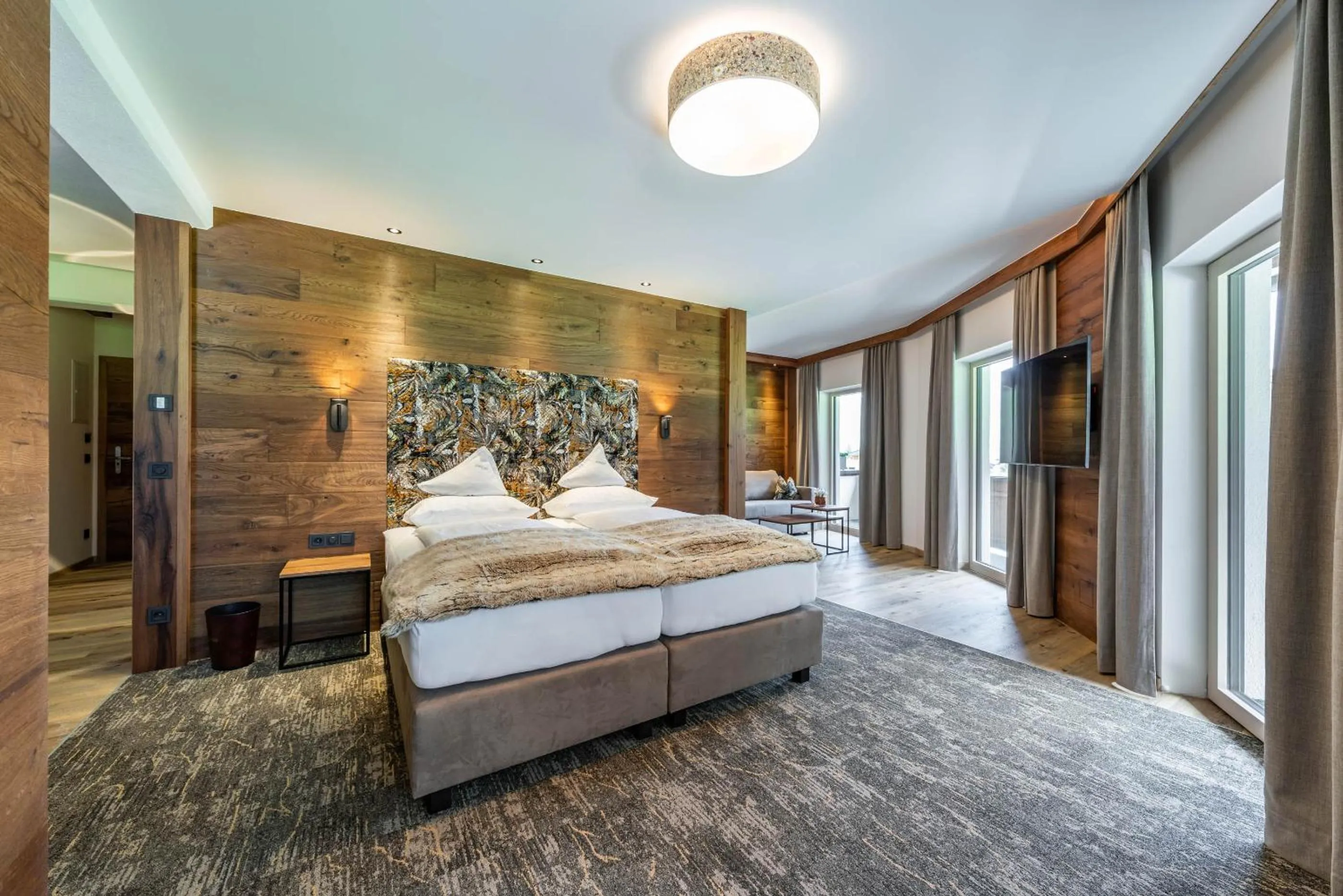 Bed in Hotel Pramstraller