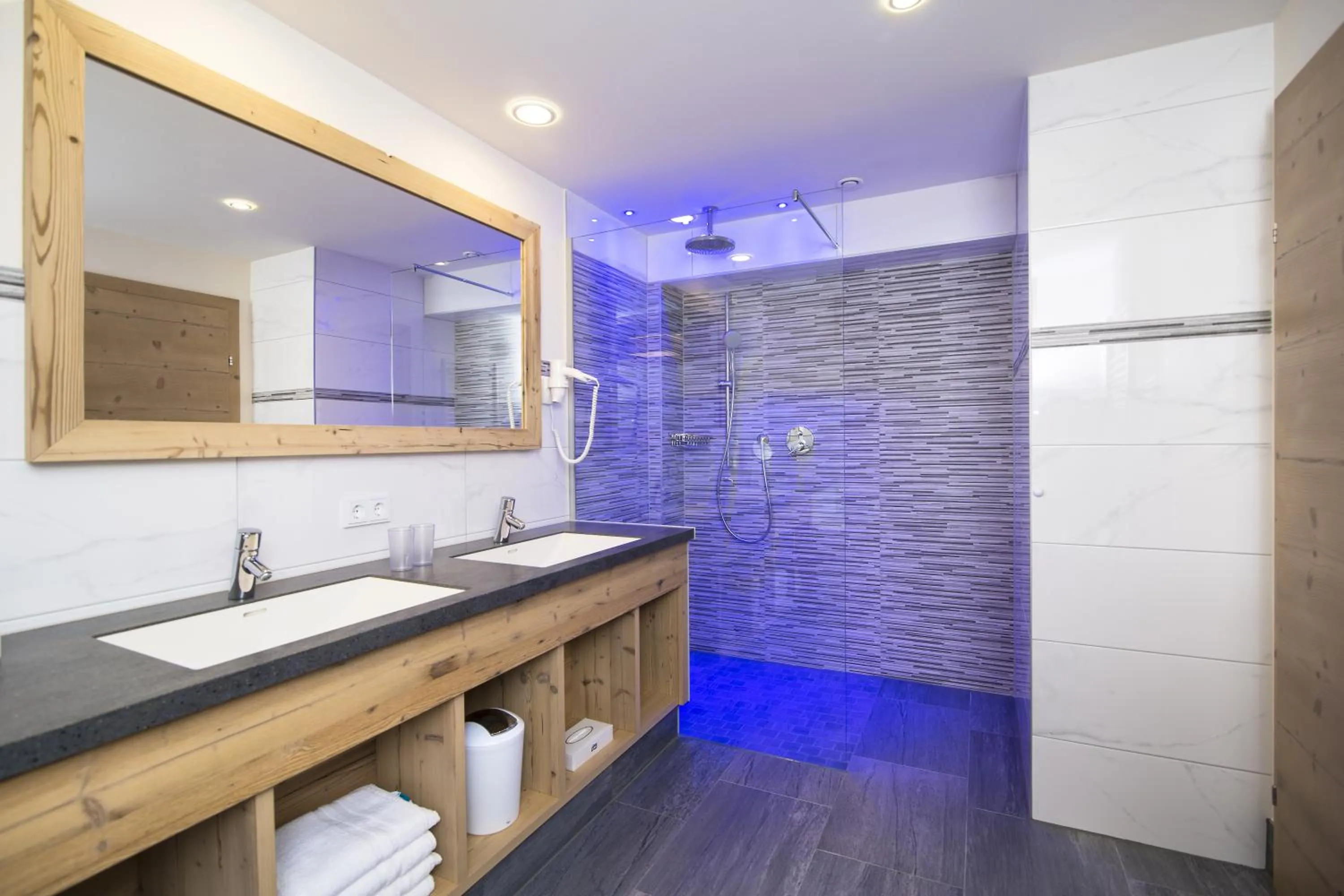 Photo of the whole room in Hotel Pramstraller