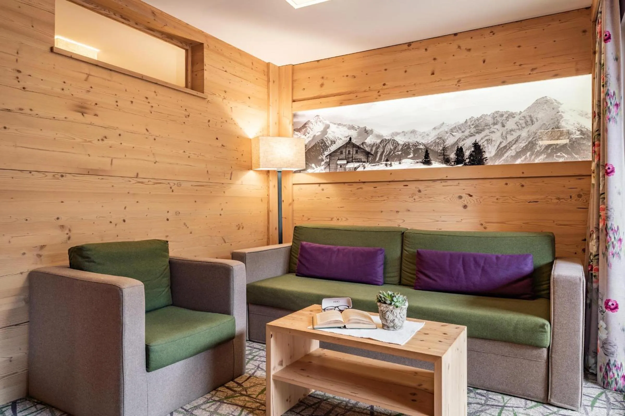 Seating area in Hotel Pramstraller