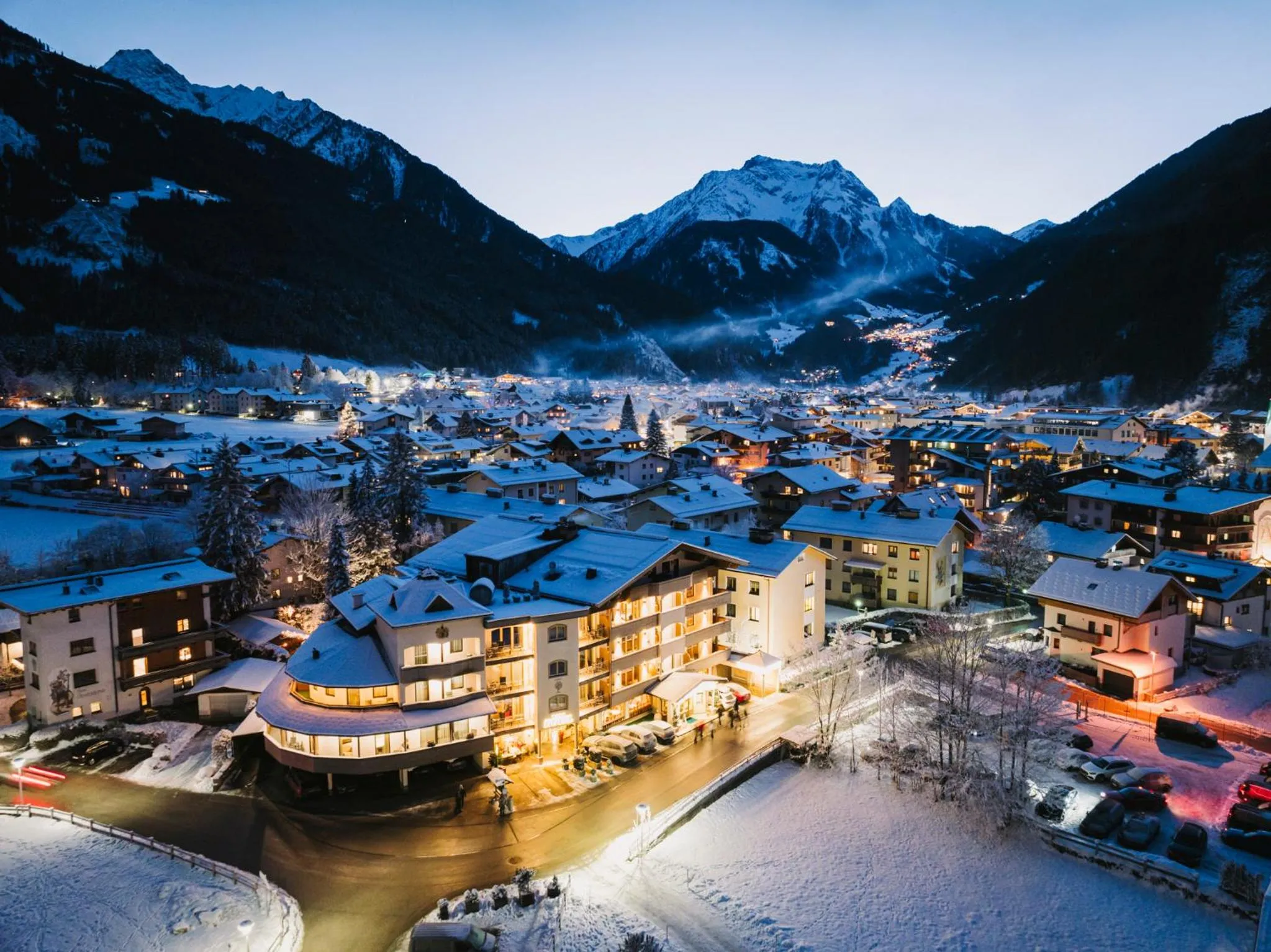 Property building in Hotel Pramstraller