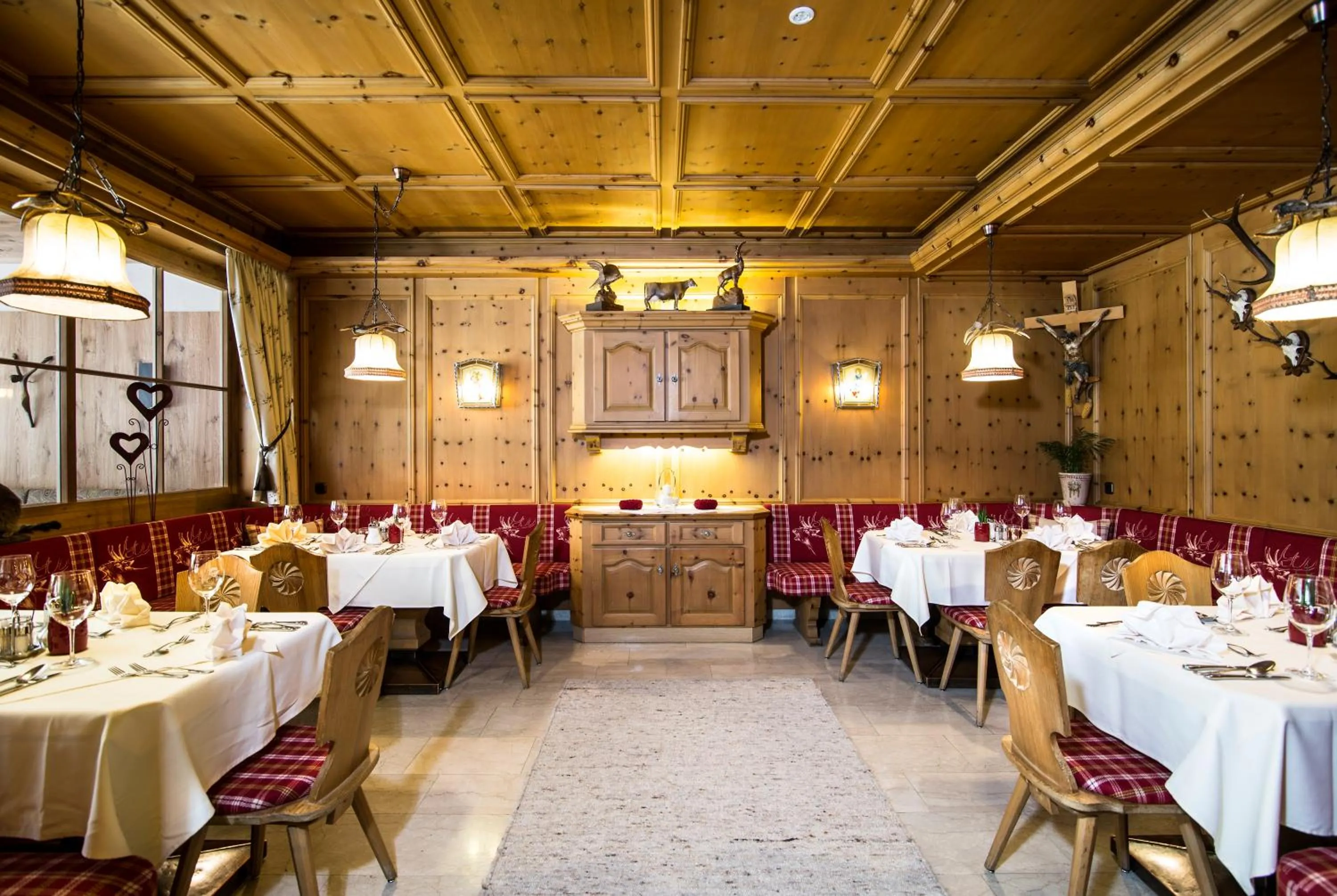 Restaurant/places to eat in Hotel Pramstraller