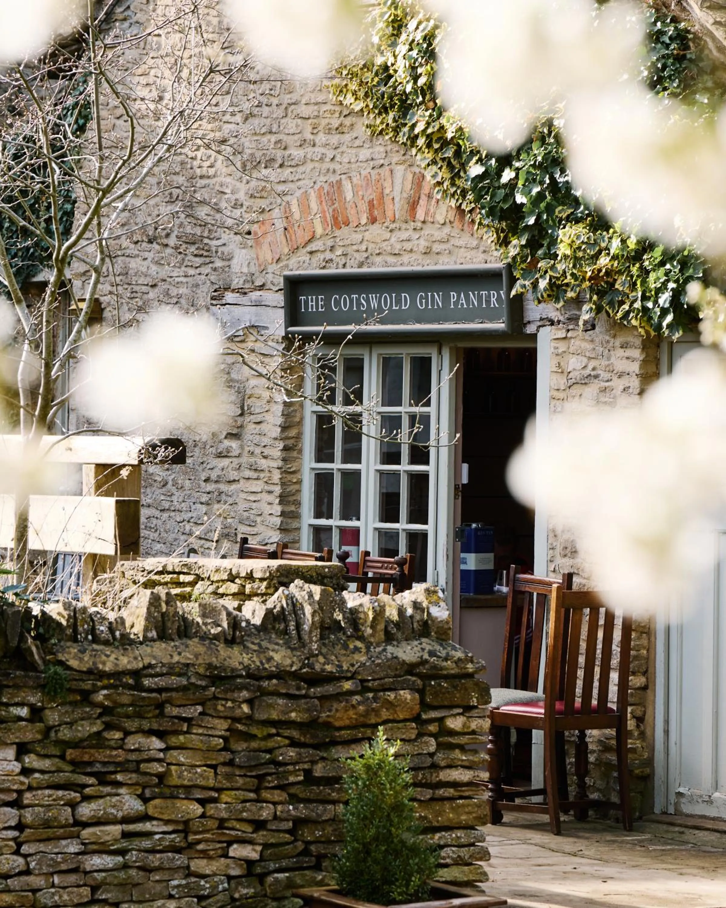 Property building in The Plough Inn