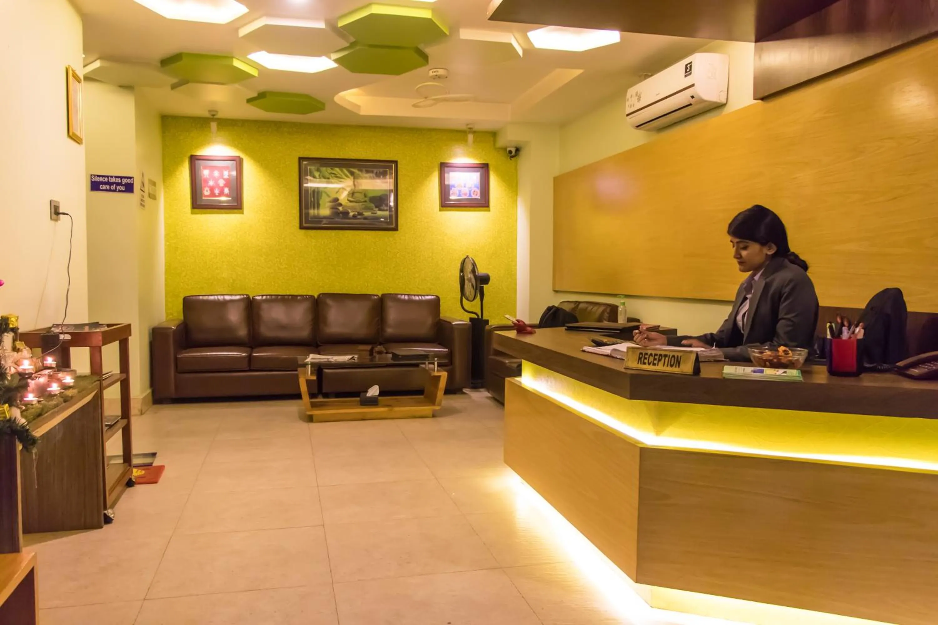 Area and facilities in Retro Hotel and Spa