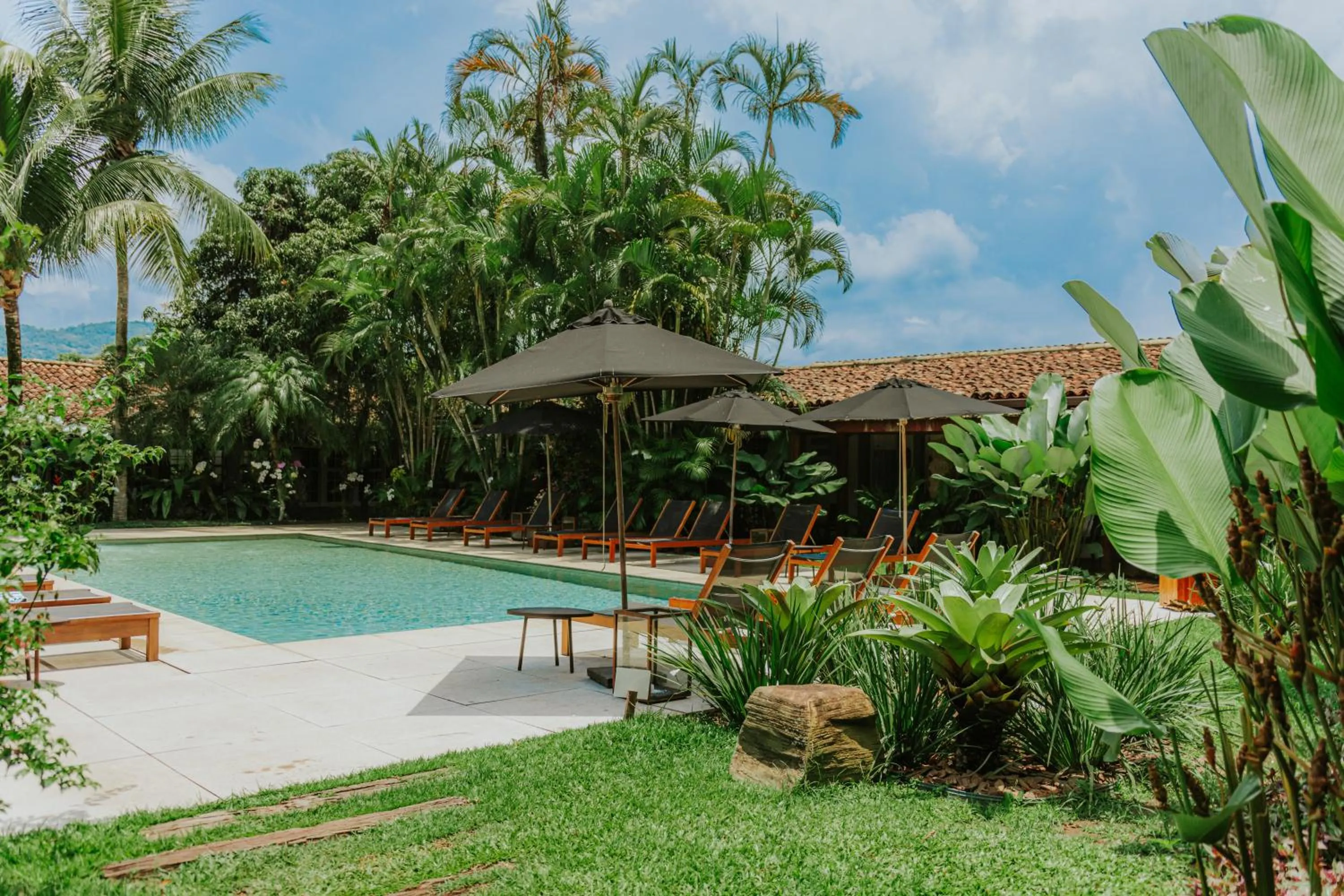 Swimming pool in Pousada Literária de Paraty