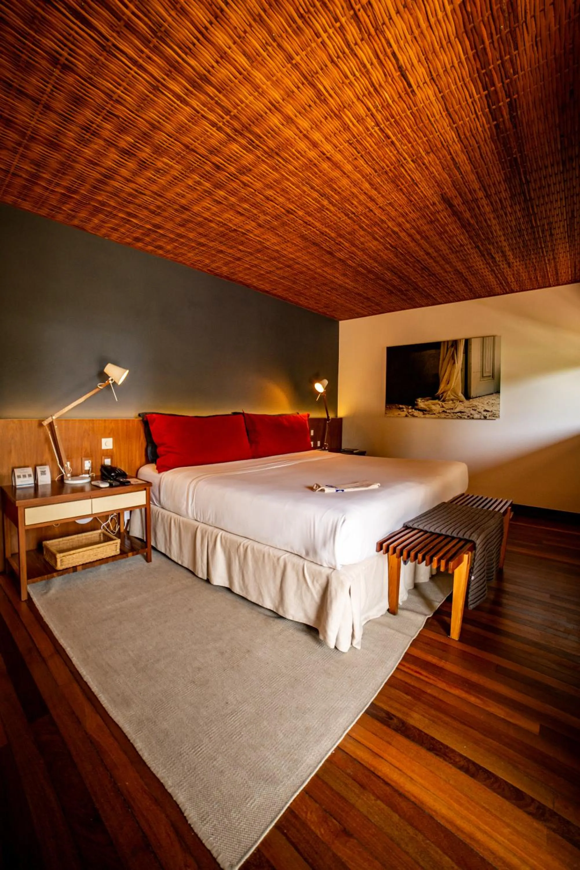 Bed in Pousada Literária de Paraty