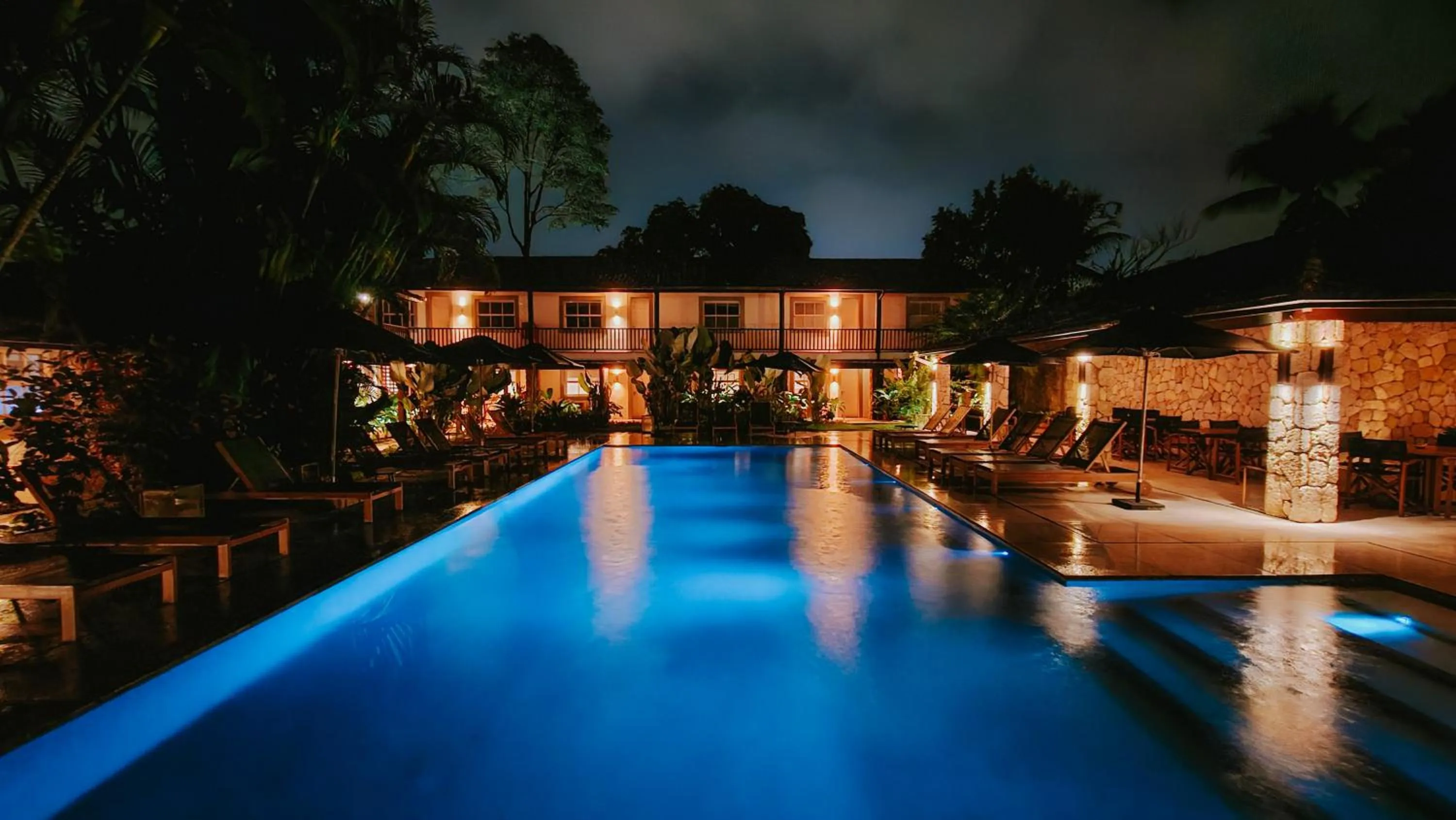 Swimming pool in Pousada Literária de Paraty