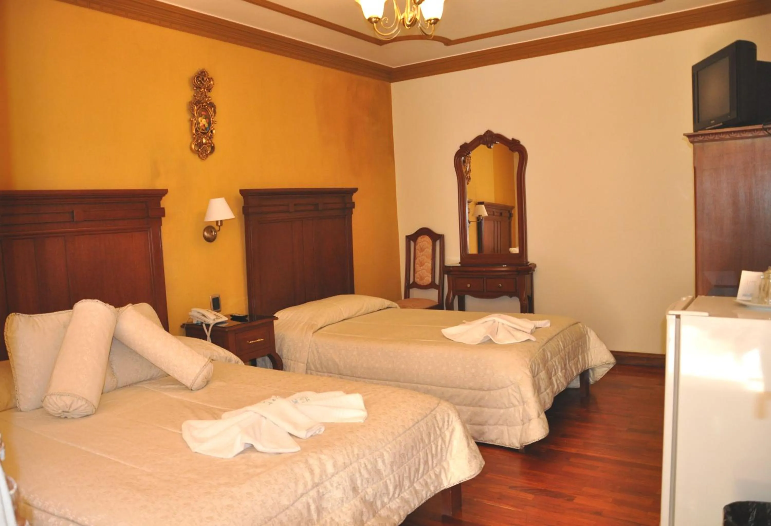 Photo of the whole room, Bed in San Marino Royal Hotel