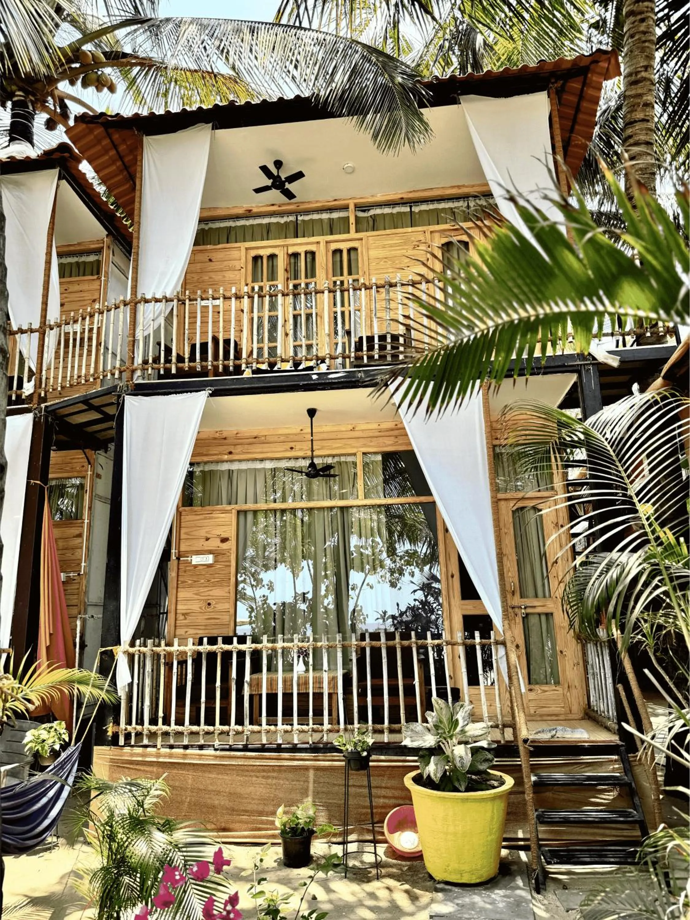 Property building in Secret Garden Agonda Beach Resort