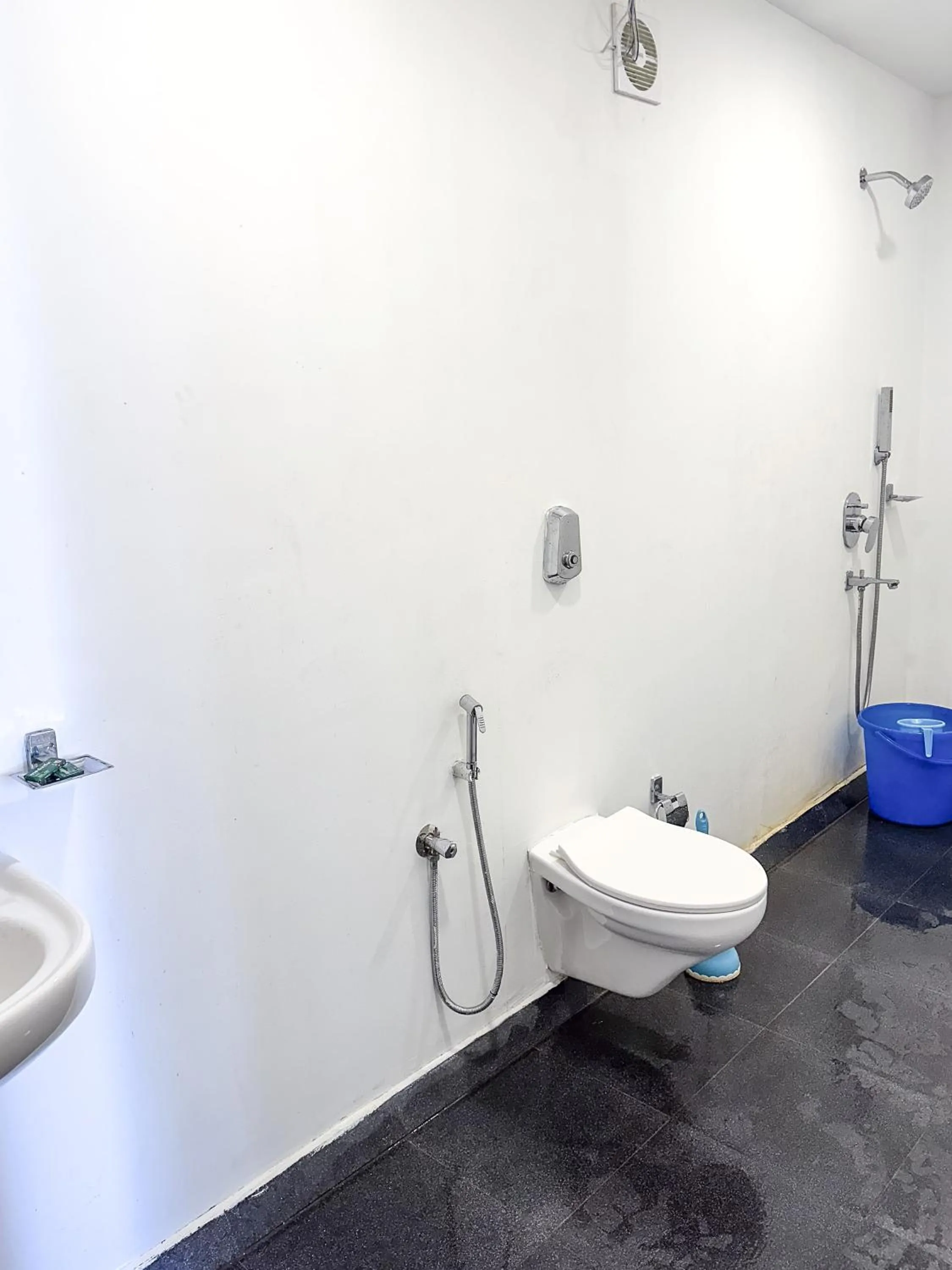 Bathroom in Secret Garden Agonda Beach Resort