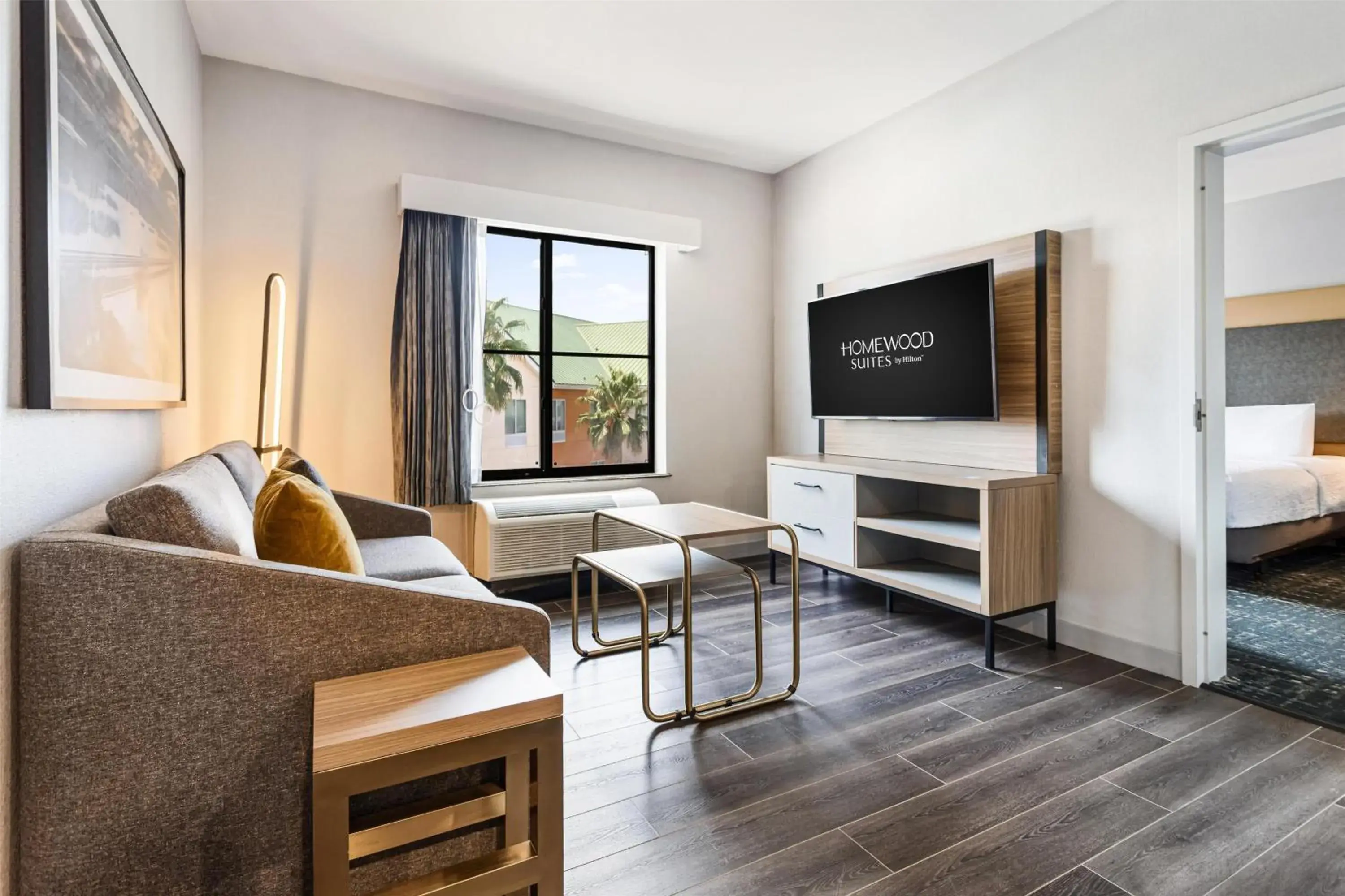 King Suite with Roll-In Shower - Mobility and Hearing Access/Non-Smoking in Homewood Suites Beaumont King Suite with Roll-In Shower - Mobility and Hearing Access/Non-Smoking in Homewood Suites Beaumont