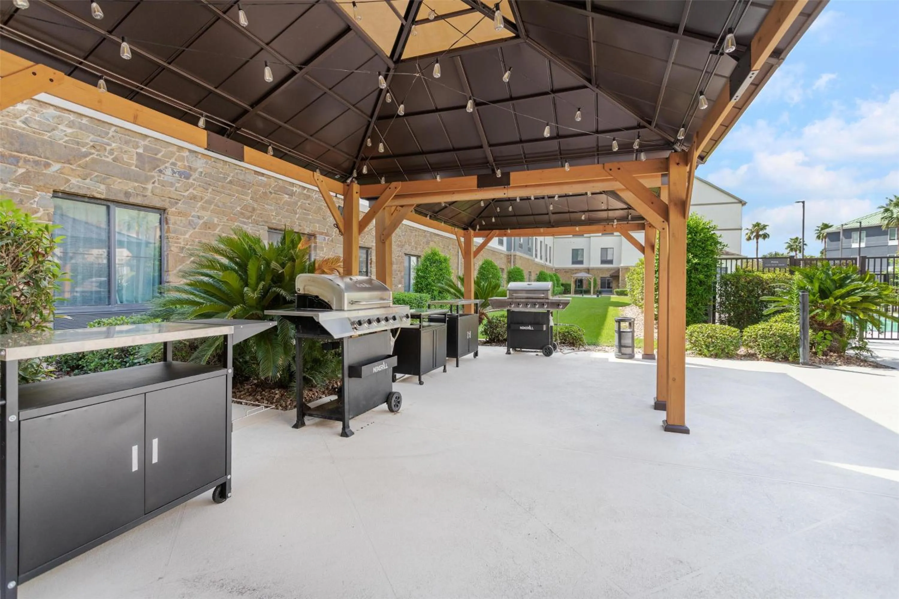 Patio in Homewood Suites Beaumont