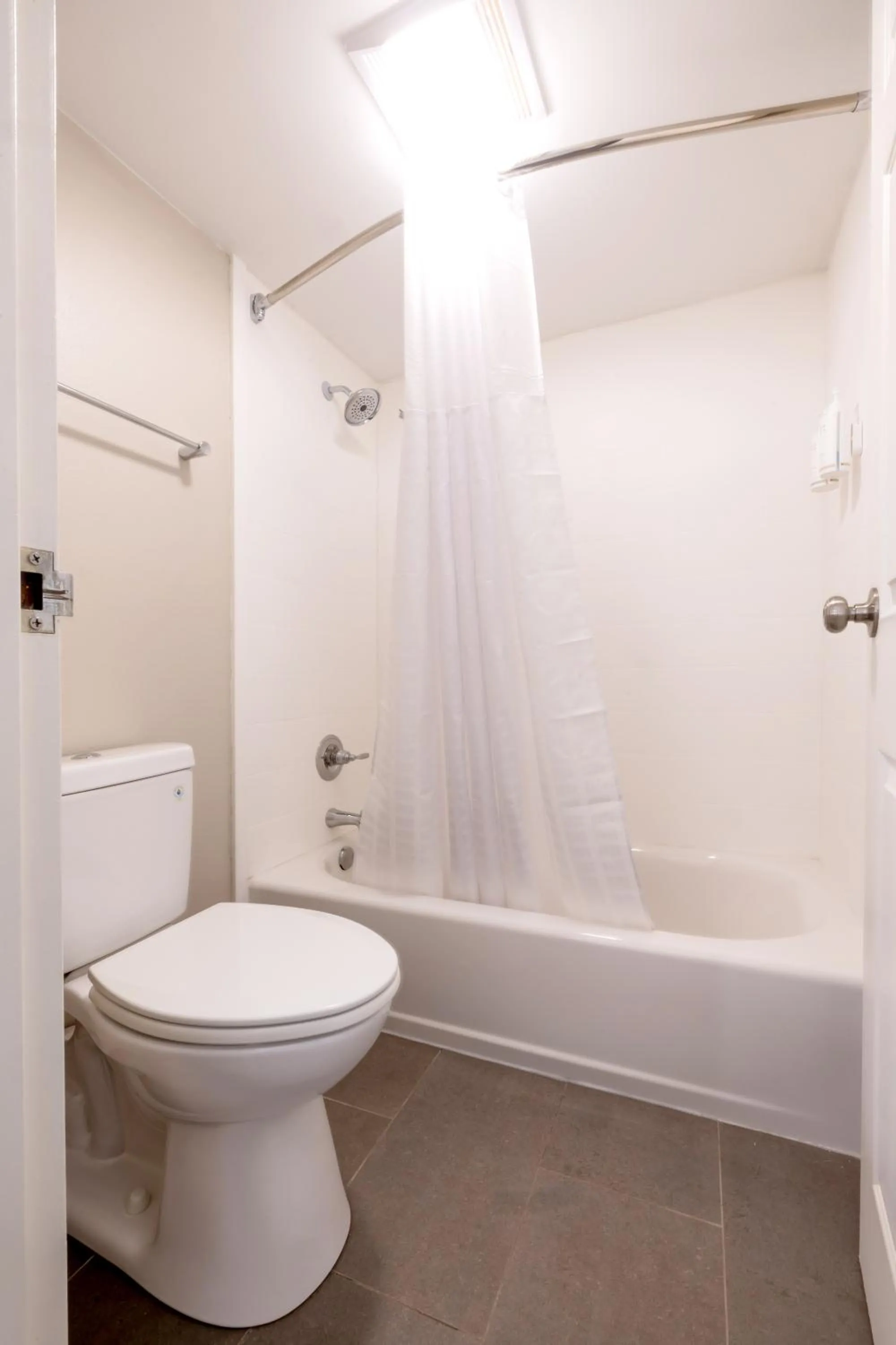 Shower in Days Inn & Suites by Wyndham Bossier City - Casino Area