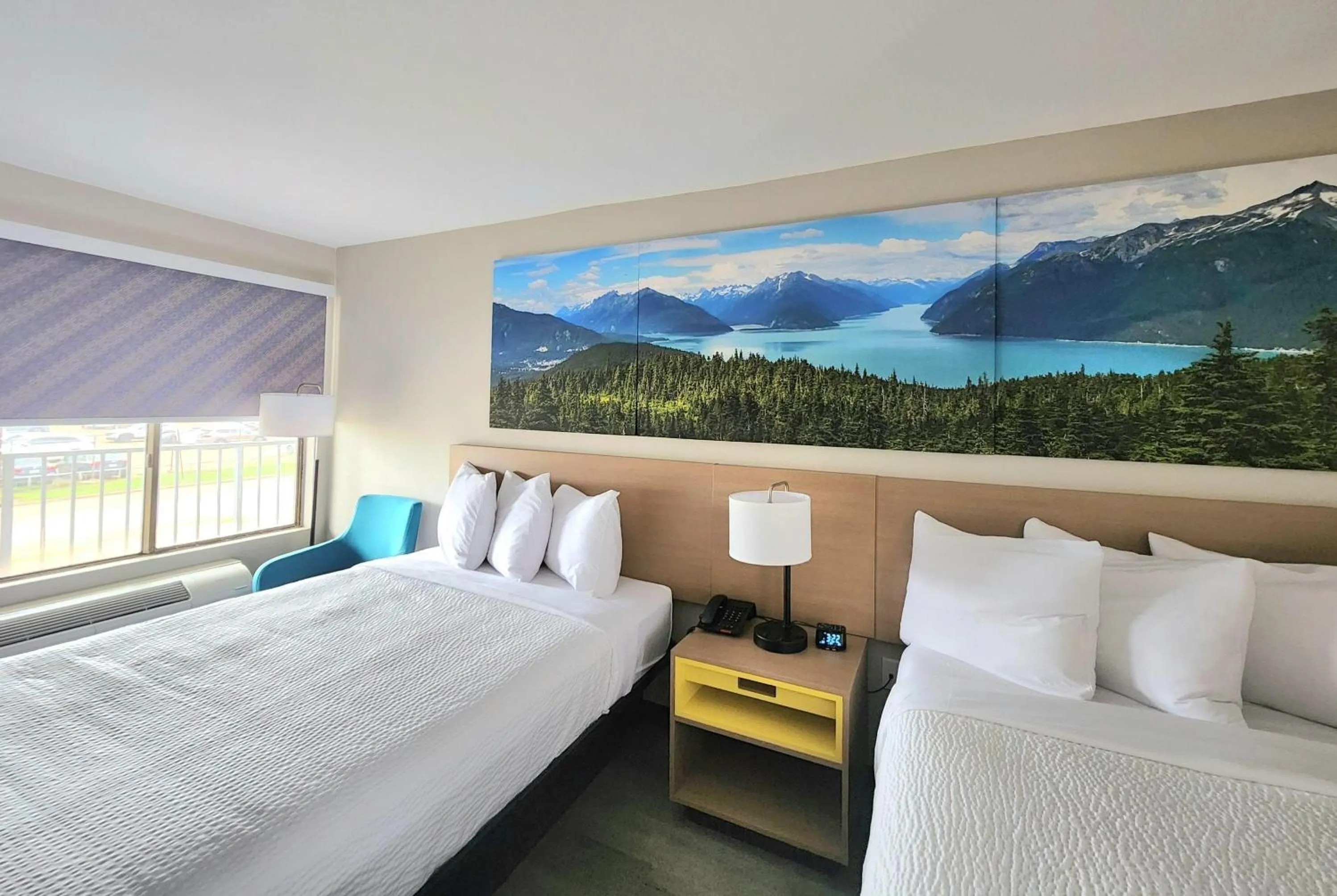 Photo of the whole room in EconomyLodge