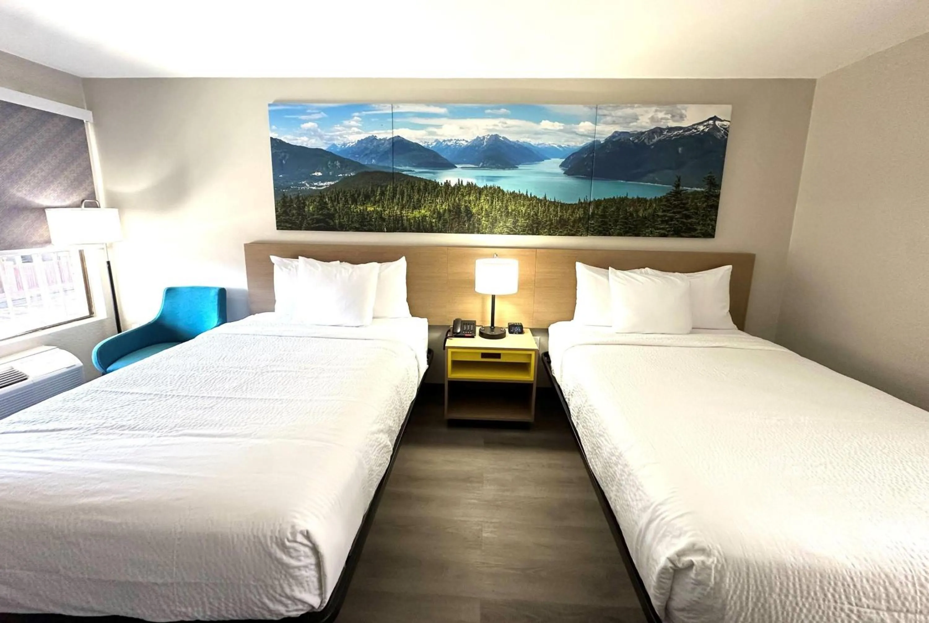 Photo of the whole room in EconomyLodge