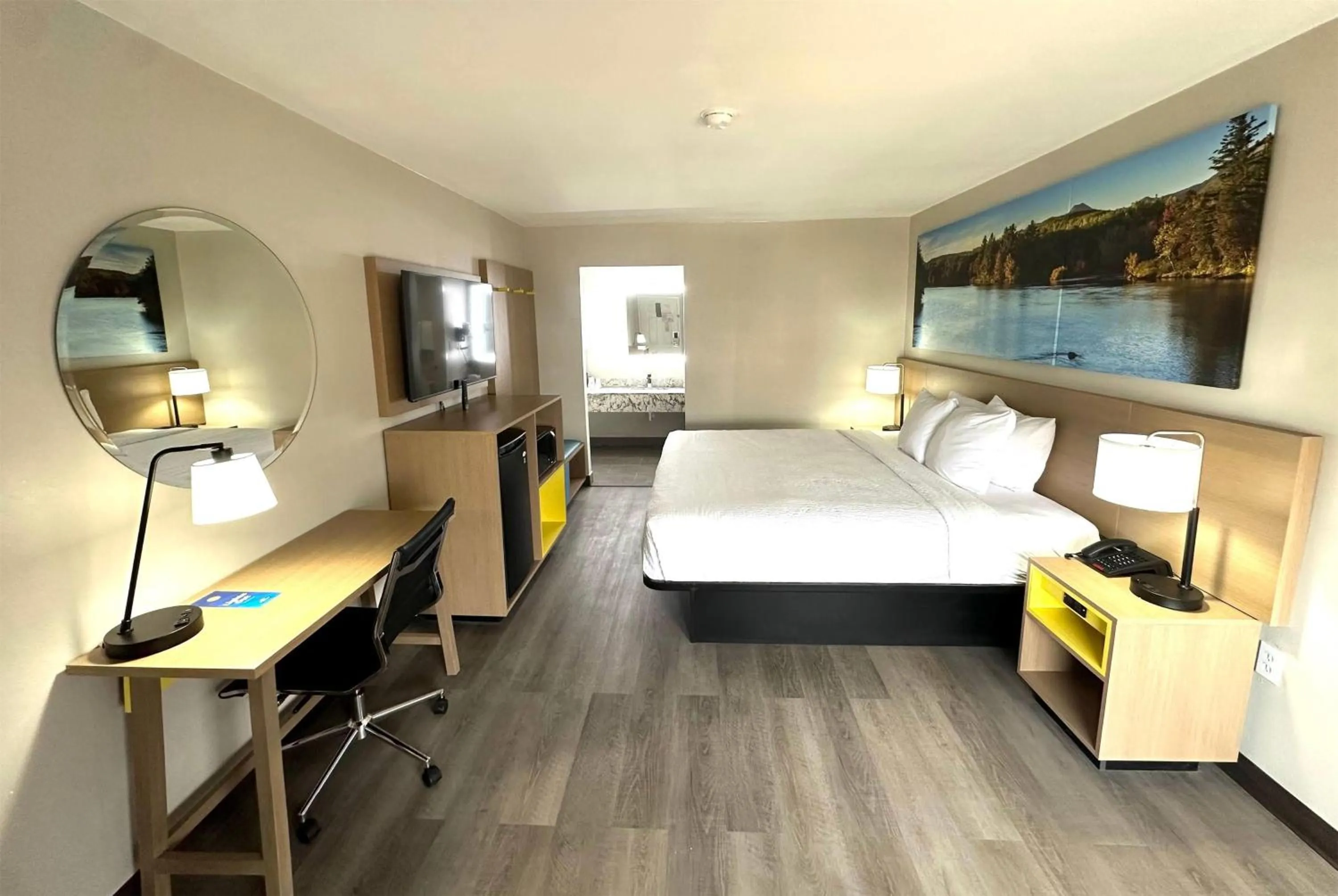 Photo of the whole room in EconomyLodge