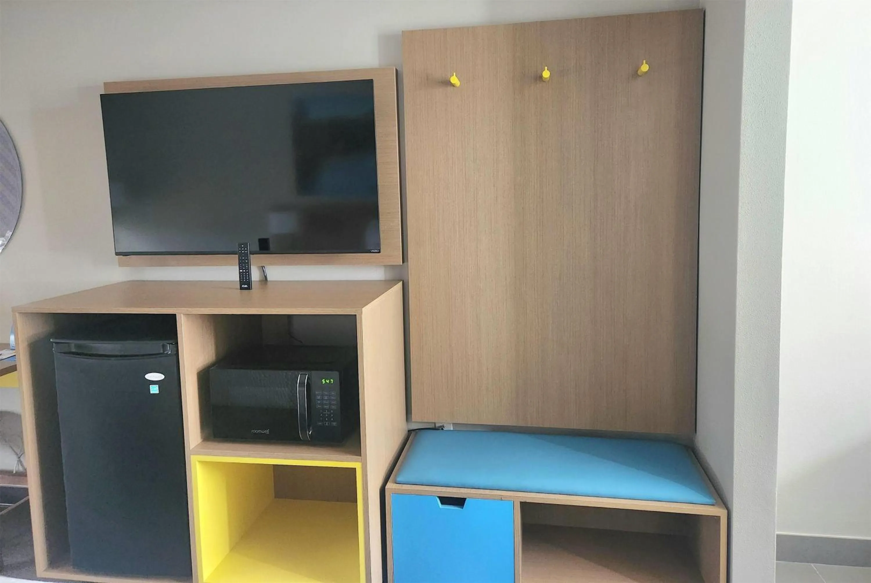 Photo of the whole room in EconomyLodge