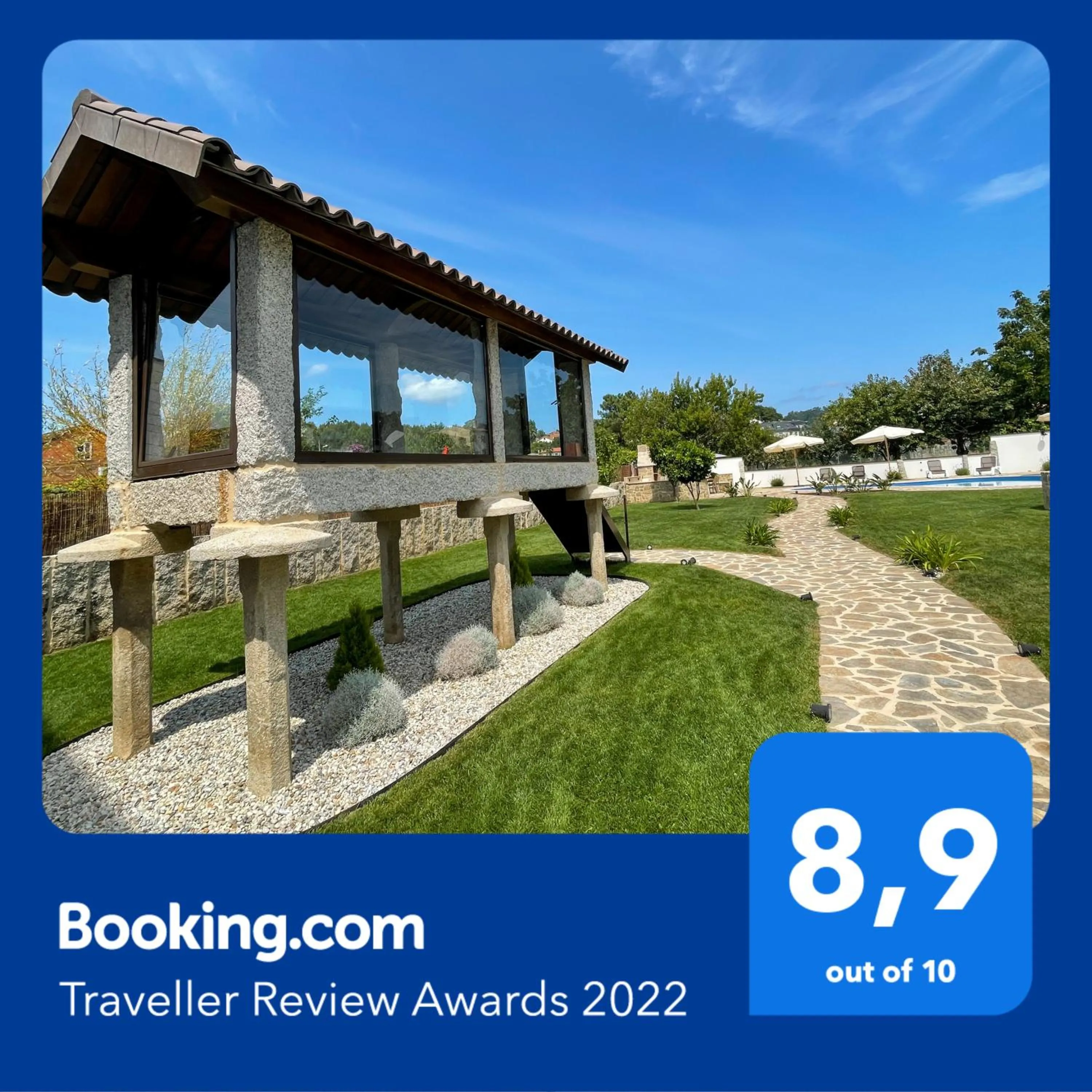 Property building in Villa Galicia