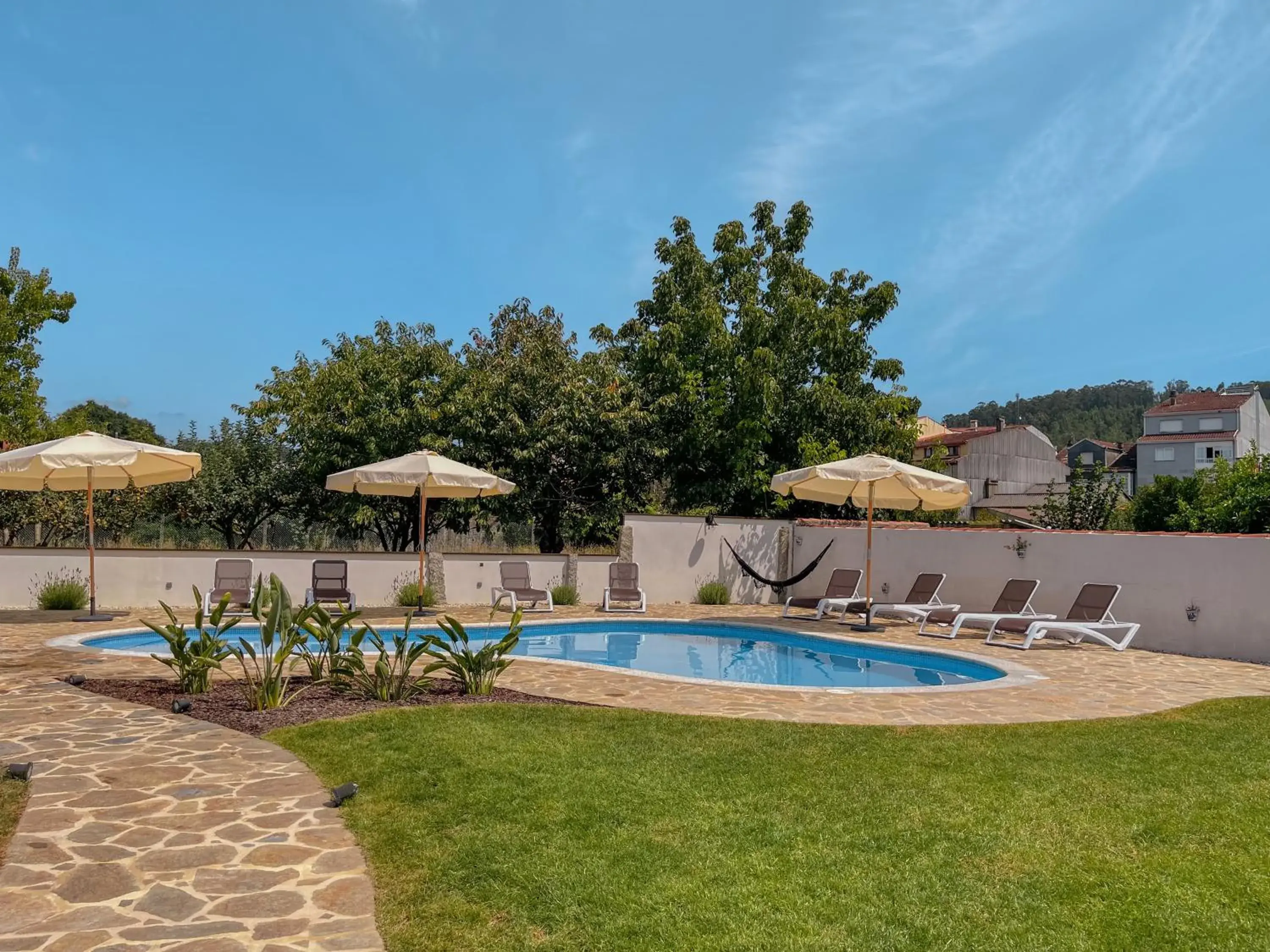 Twin Room with Shared Bathroom in Villa Galicia Twin Room with Shared Bathroom in Villa Galicia