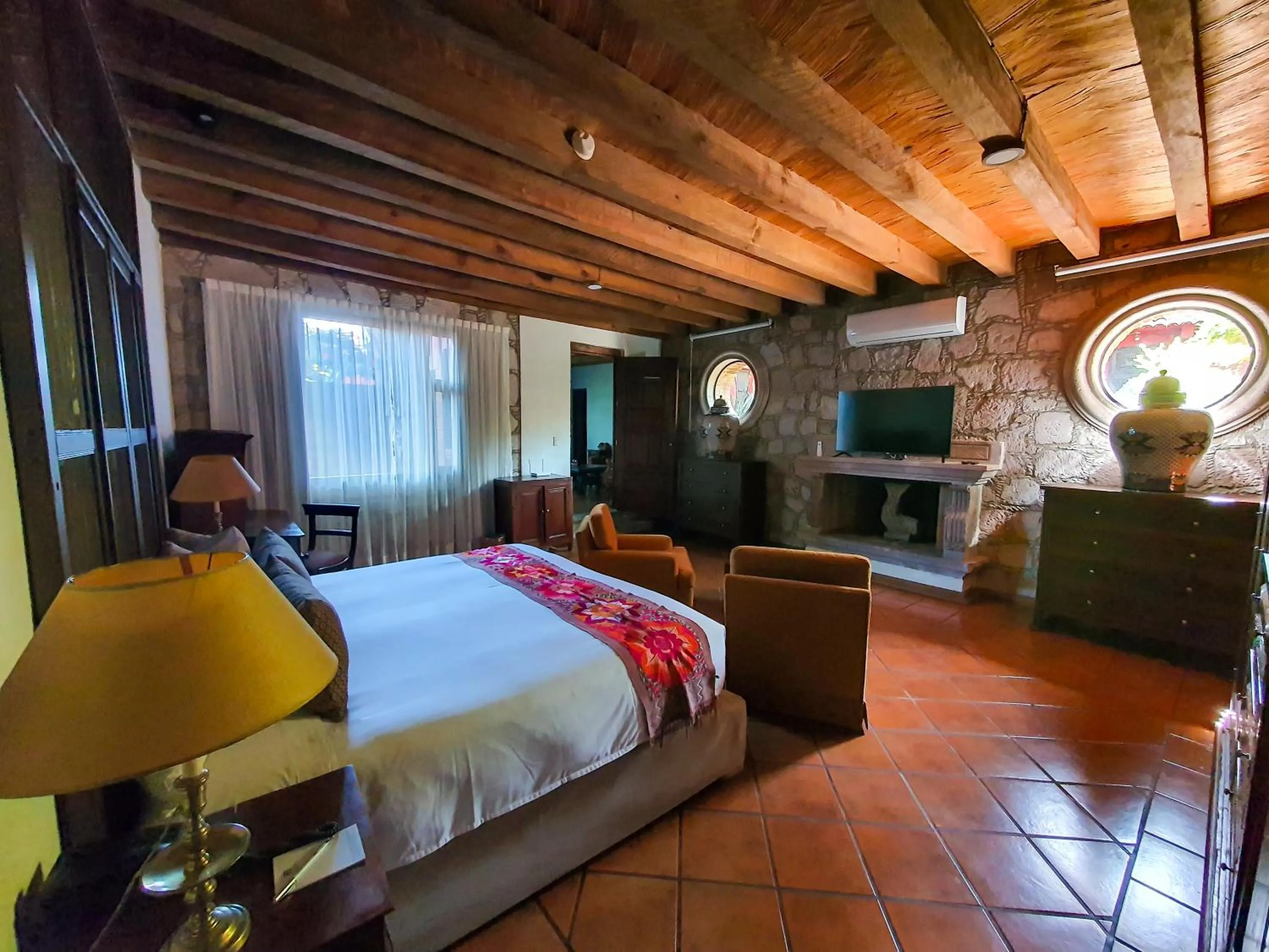 Bed in Villa Montaña Hotel & Spa