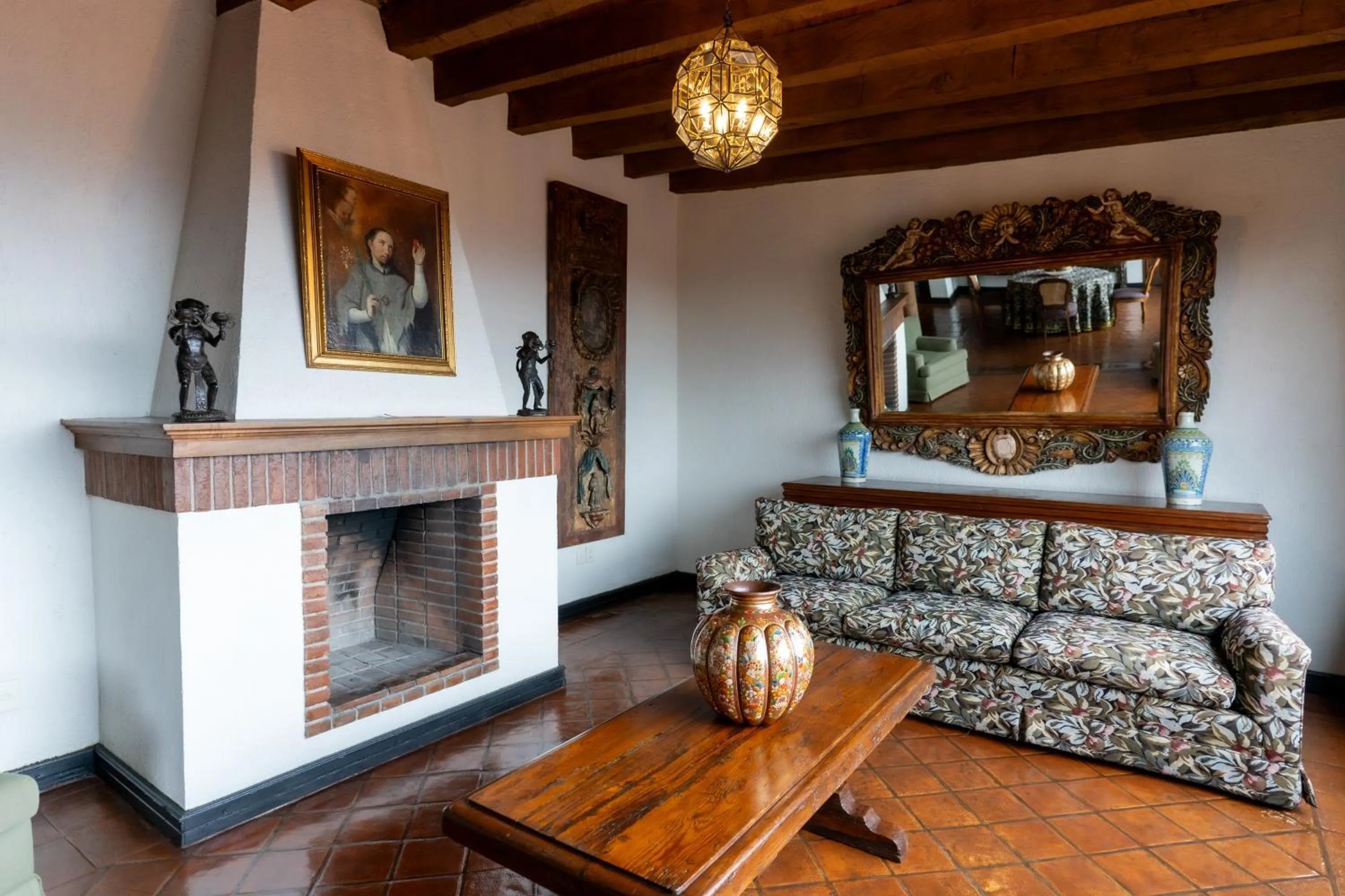 furniture in Villa Montaña Hotel & Spa