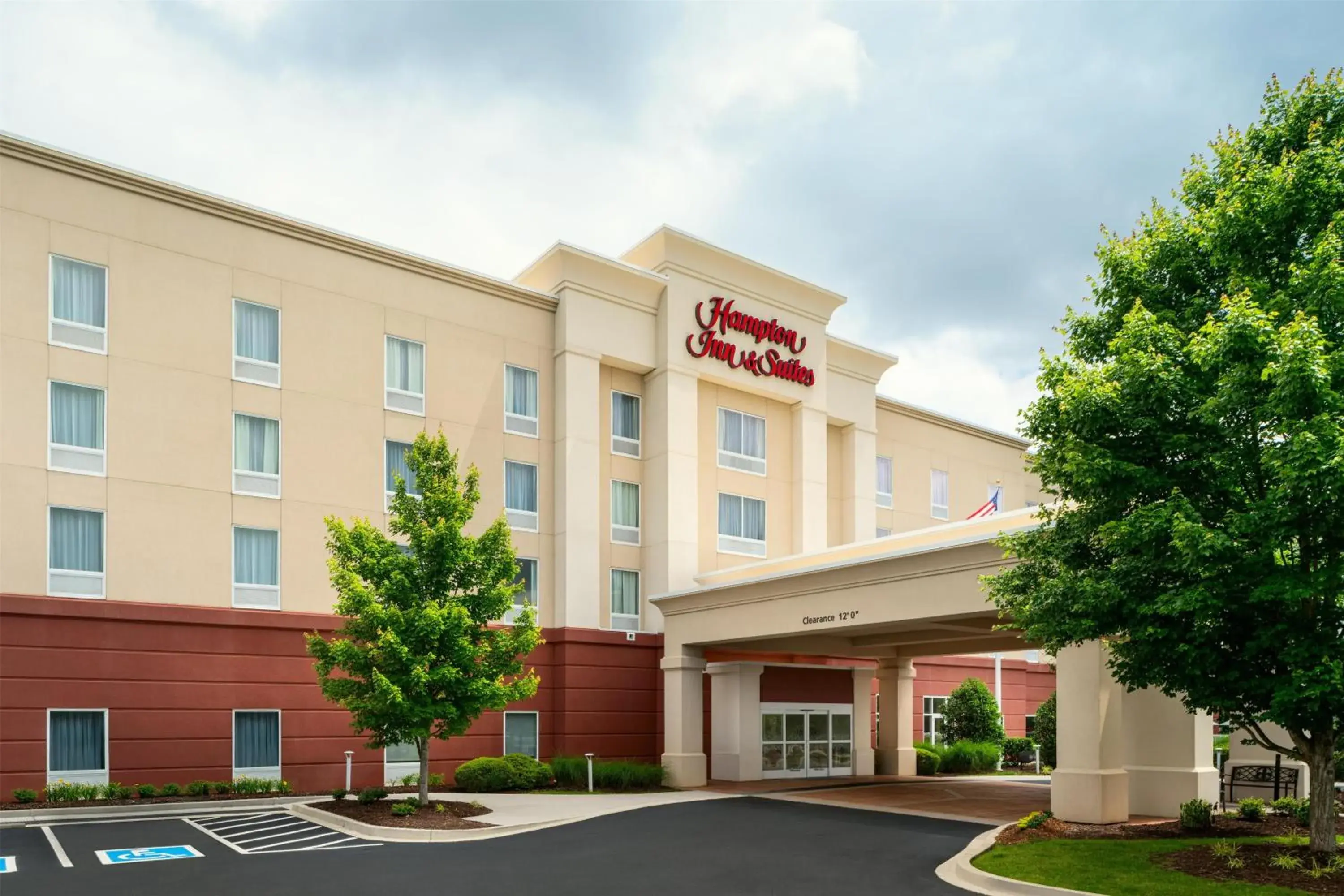 Property building in Hampton Inn & Suites Knoxville-Turkey Creek Farragut Property building in Hampton Inn & Suites Knoxville-Turkey Creek Farragut