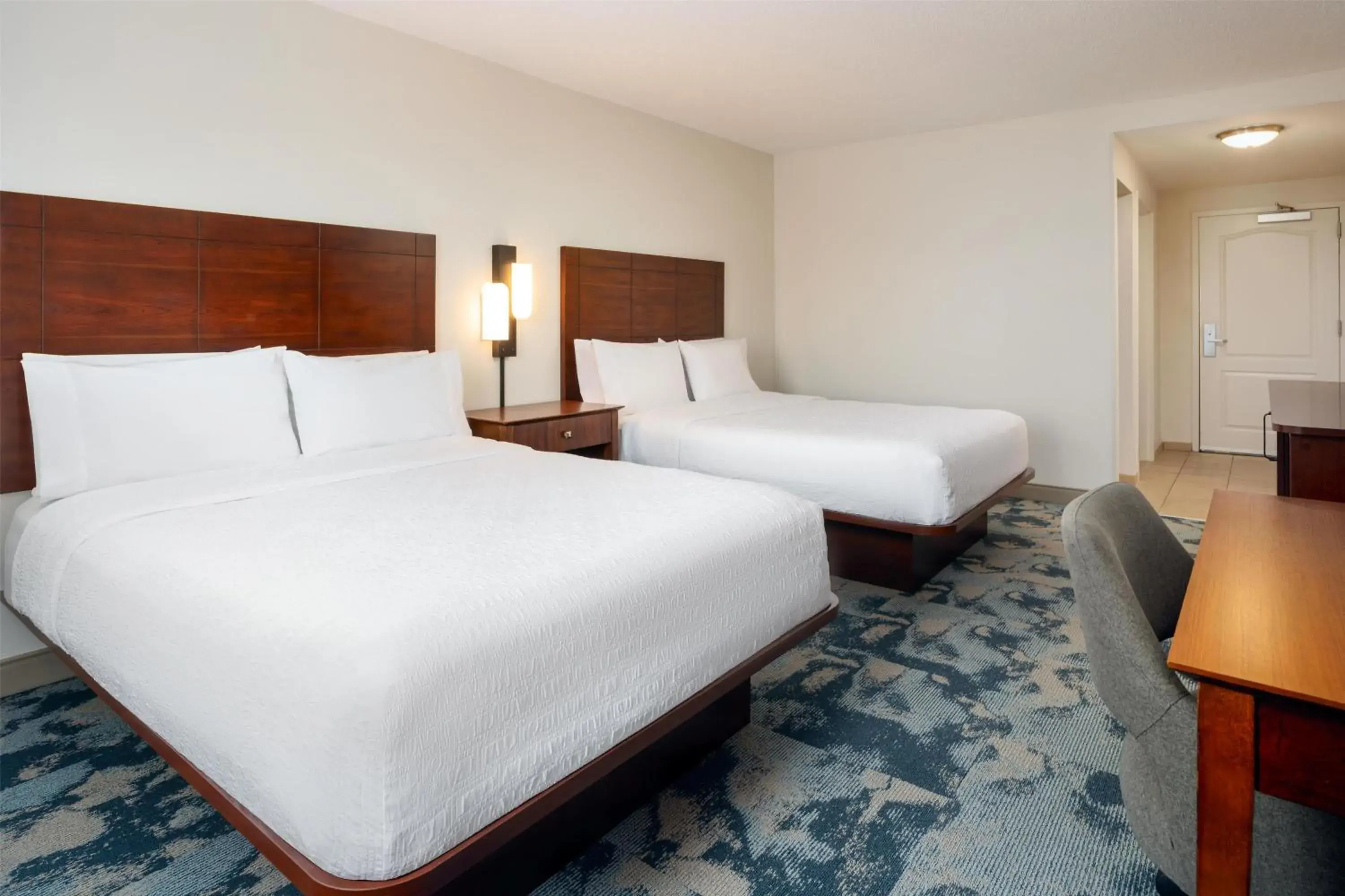 Bed in Hampton Inn & Suites Knoxville-Turkey Creek Farragut Bed in Hampton Inn & Suites Knoxville-Turkey Creek Farragut