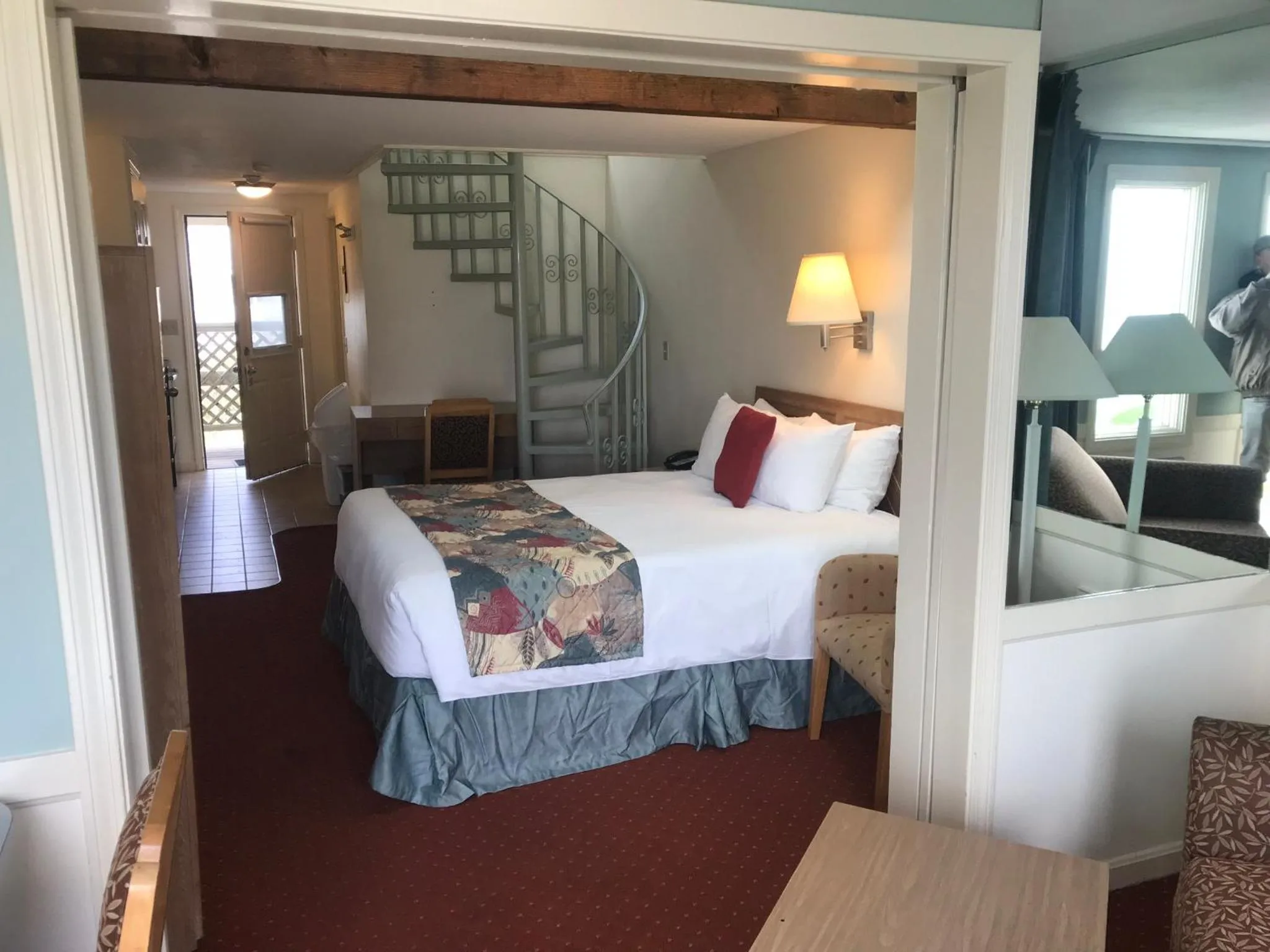 Photo of the whole room, Bed in The Corsair & Cross Rip Oceanfront