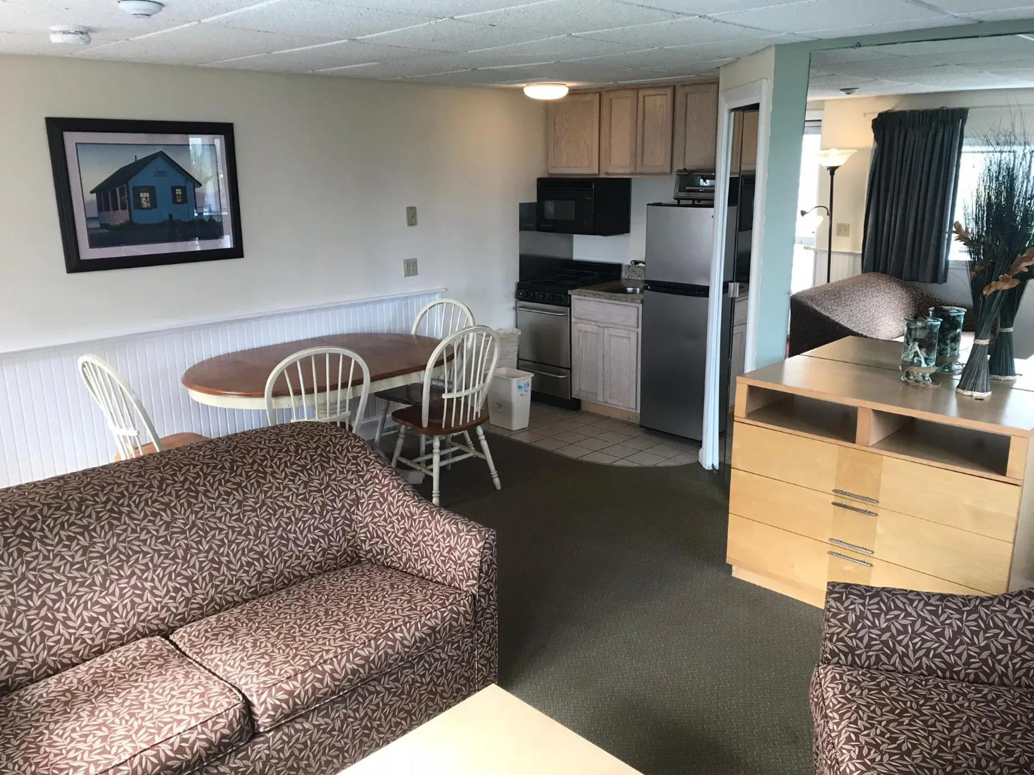 Living room in The Corsair & Cross Rip Oceanfront