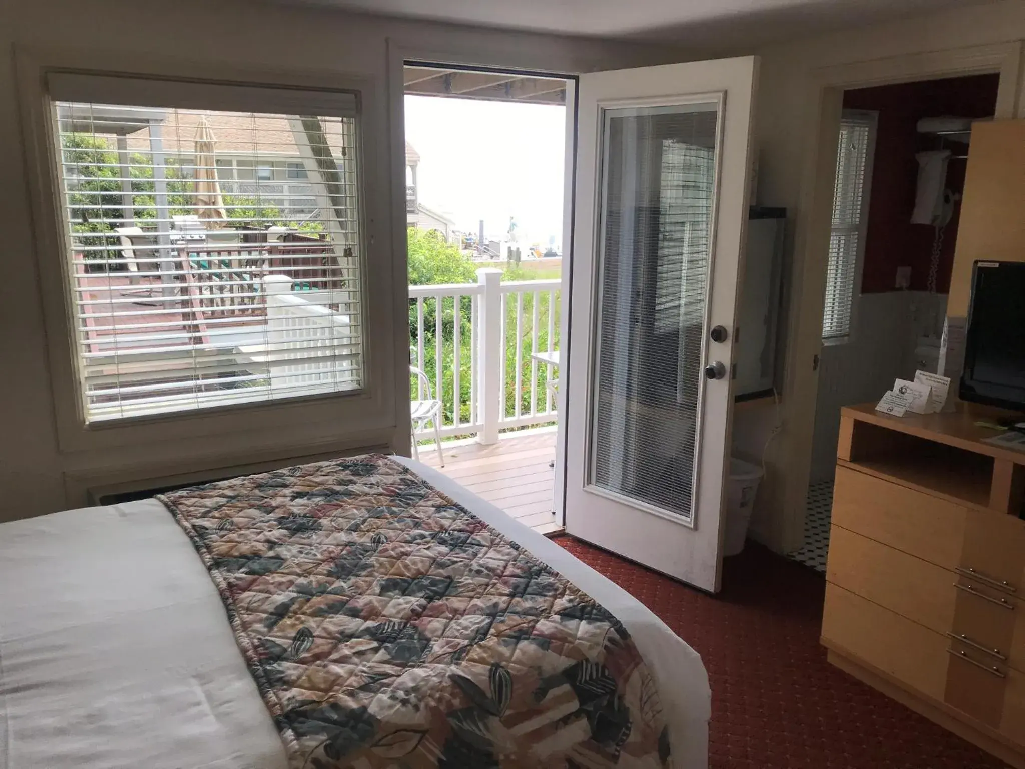 Balcony/Terrace, Bed in The Corsair & Cross Rip Oceanfront Balcony/Terrace, Bed in The Corsair & Cross Rip Oceanfront